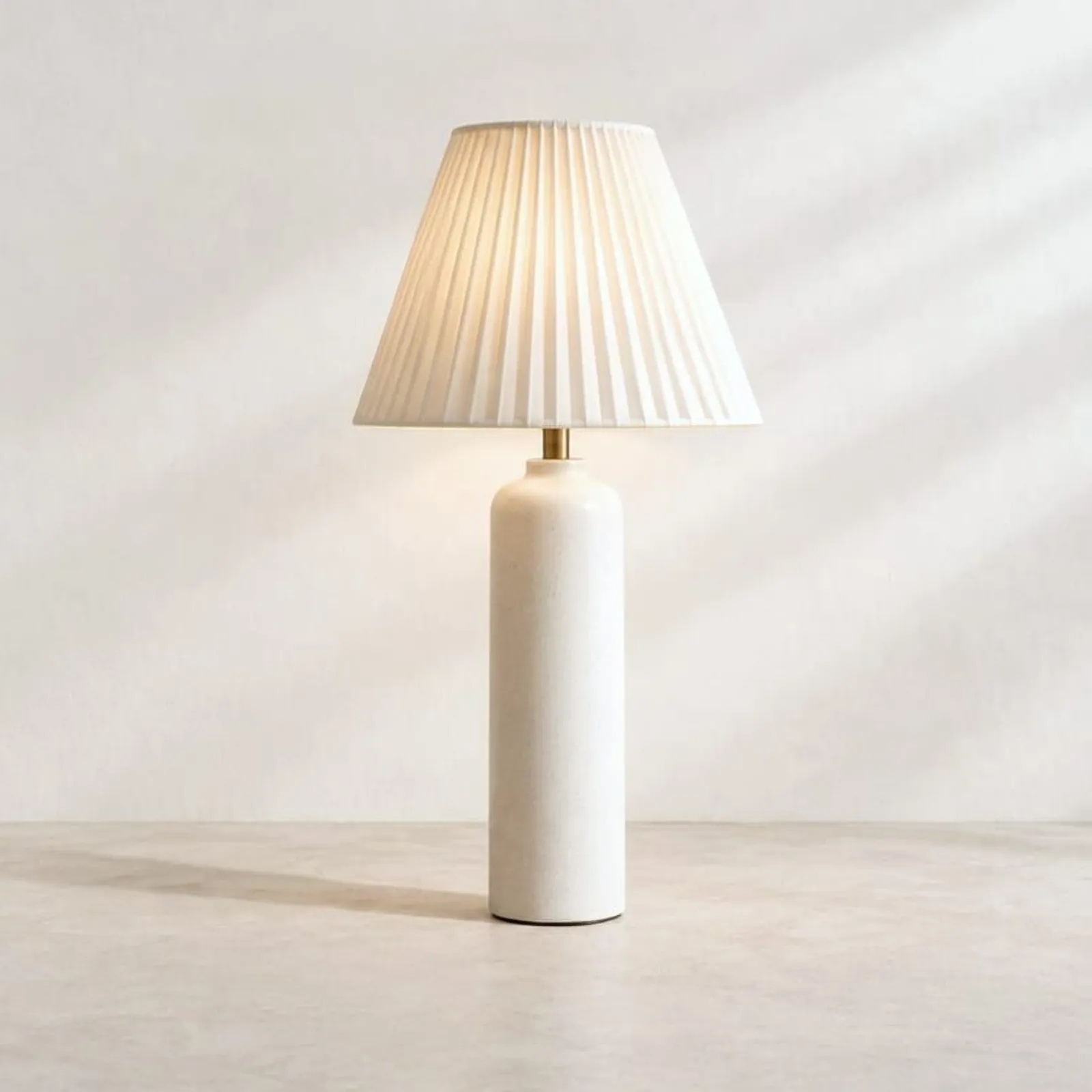 Bordslampa Nypon Kritvit IV - miniatyr 1