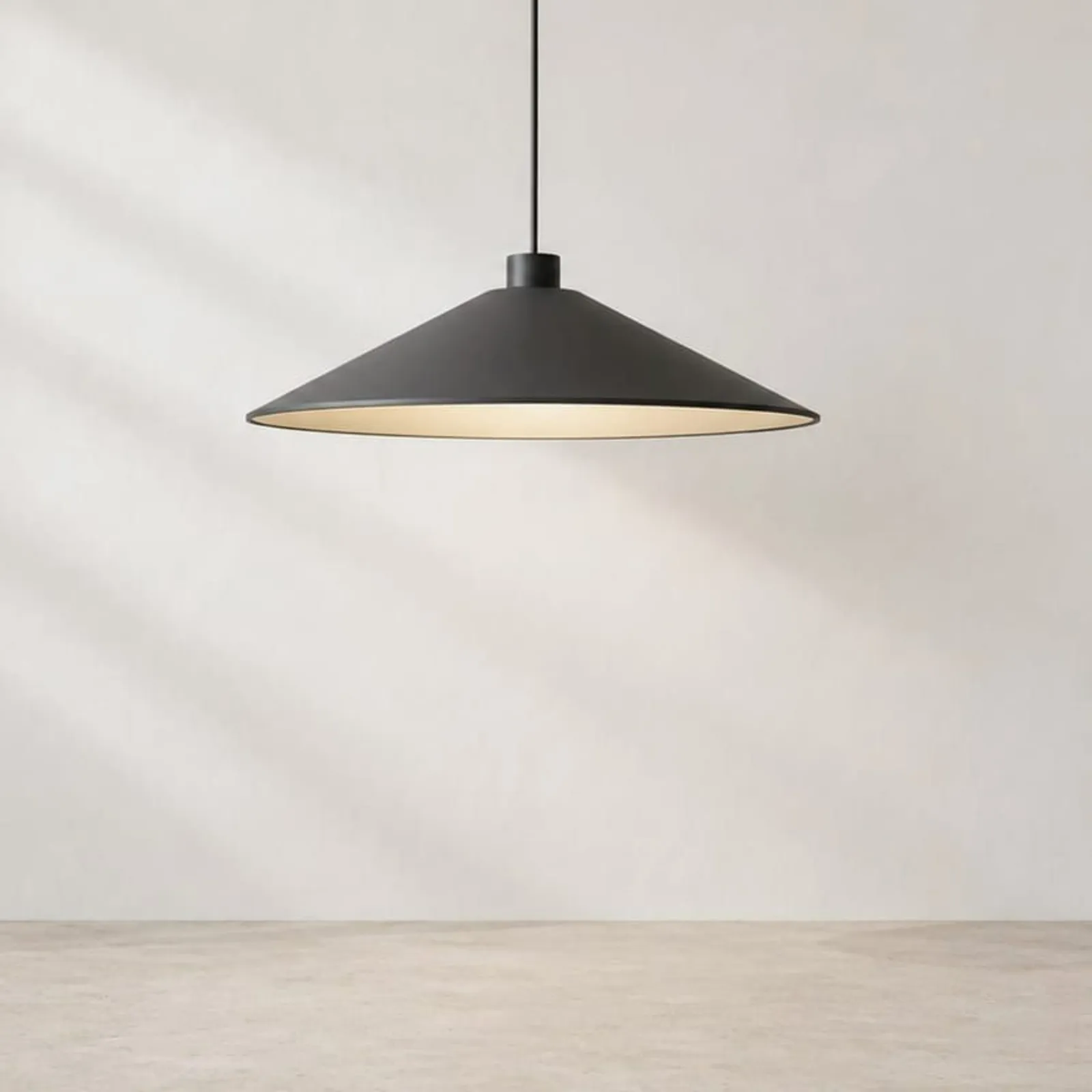 Suspension Kusten charbon II - miniature 1
