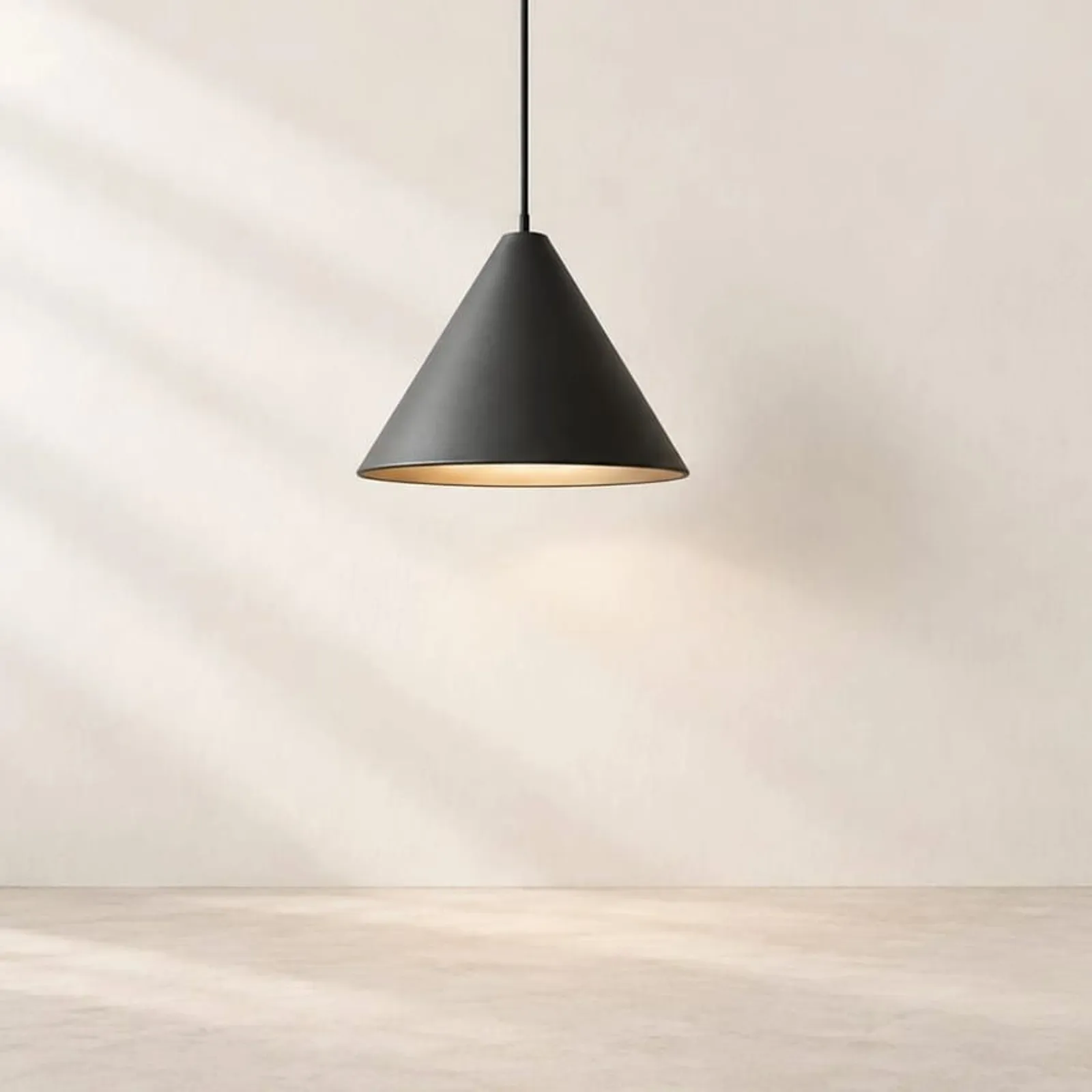 Suspension Gran charbon - miniature 1