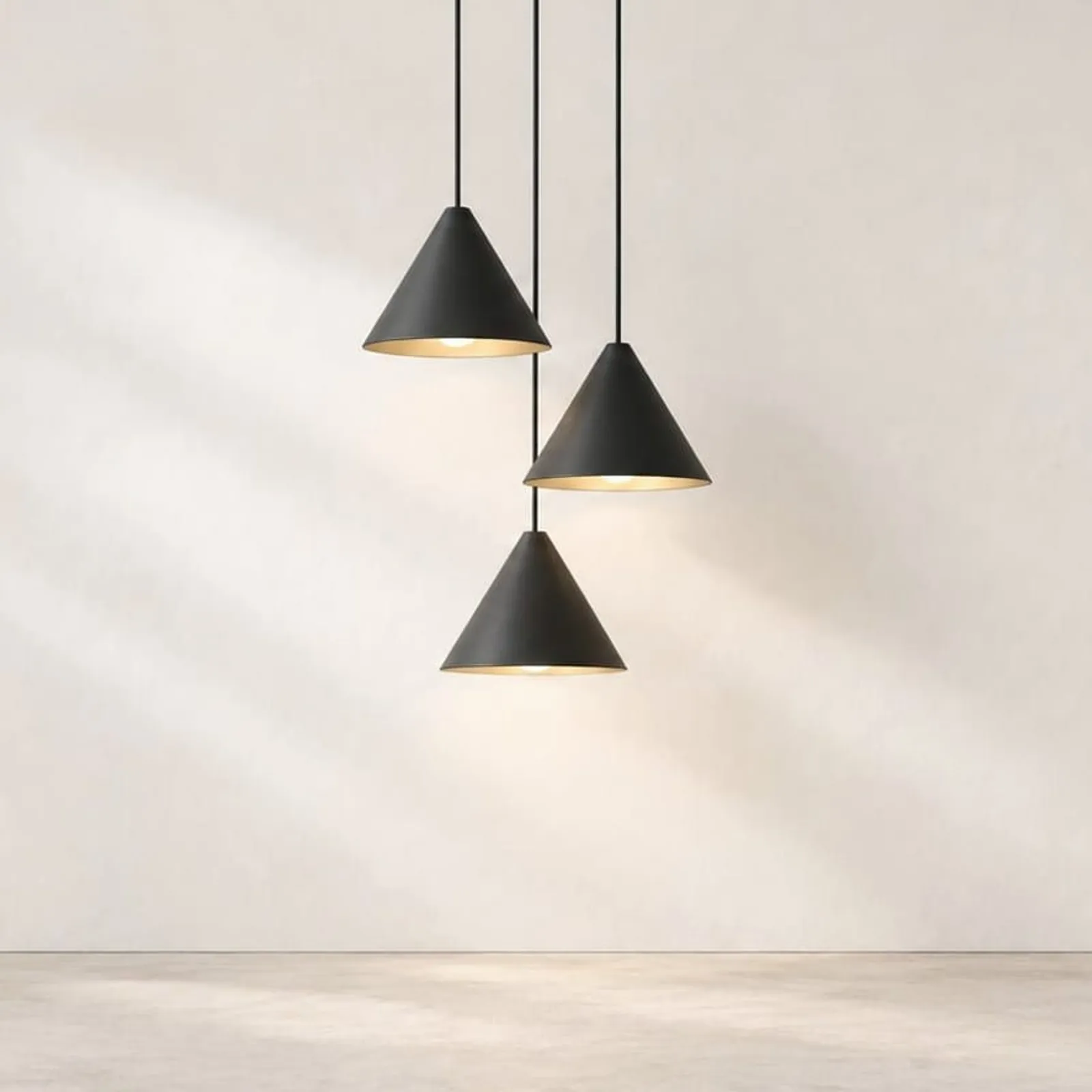 Suspension Mossa charbon V - miniature 1