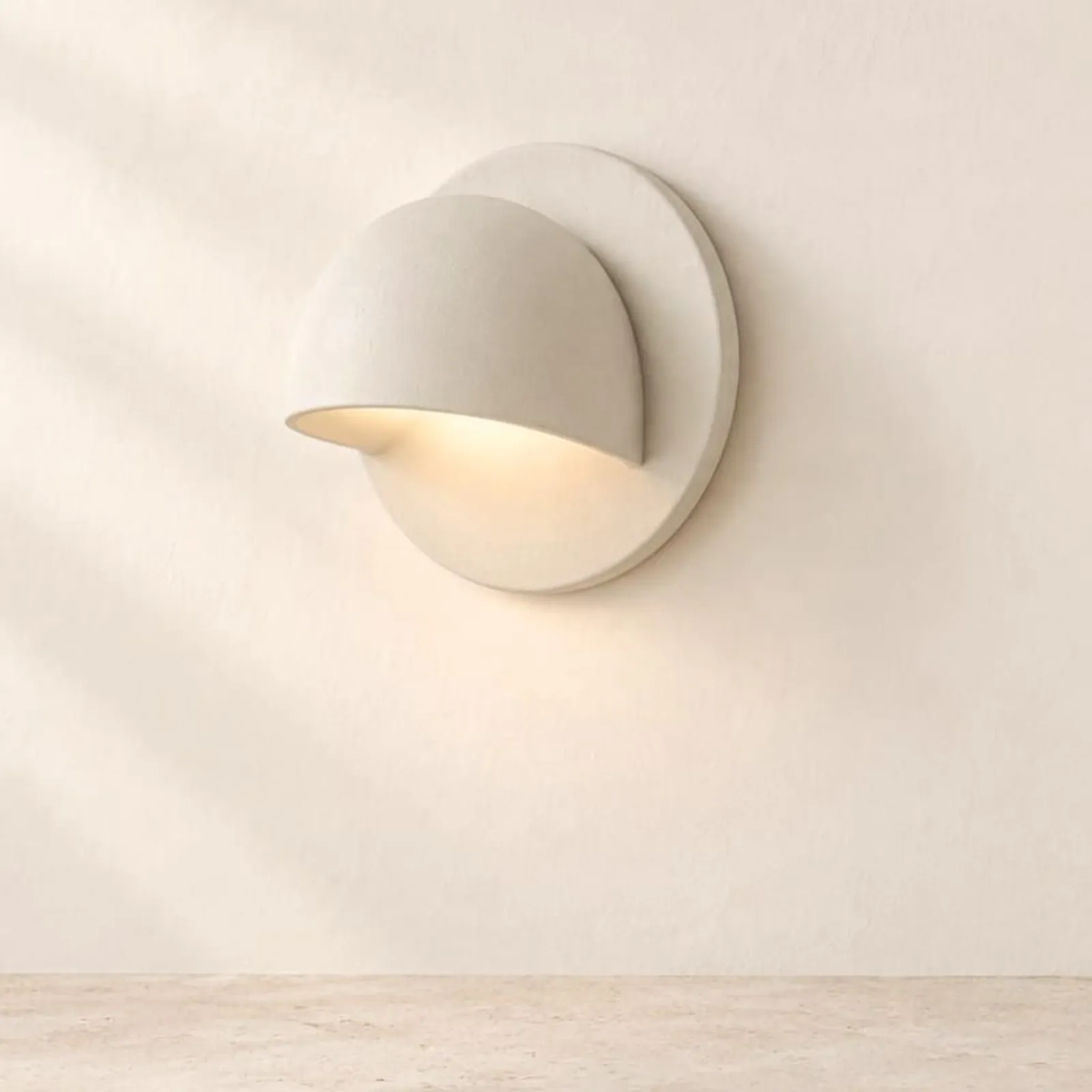 Vägglampa Udde Kritvit V - miniatyr 1