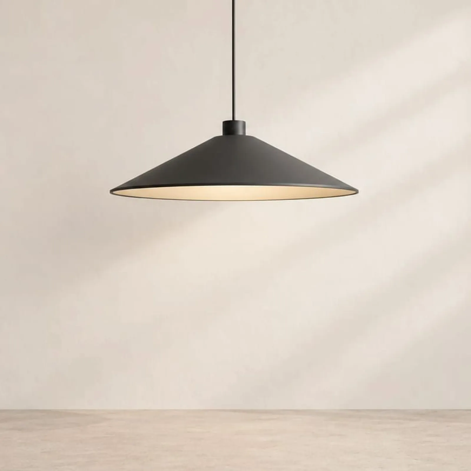 Suspension Hamn en acier
