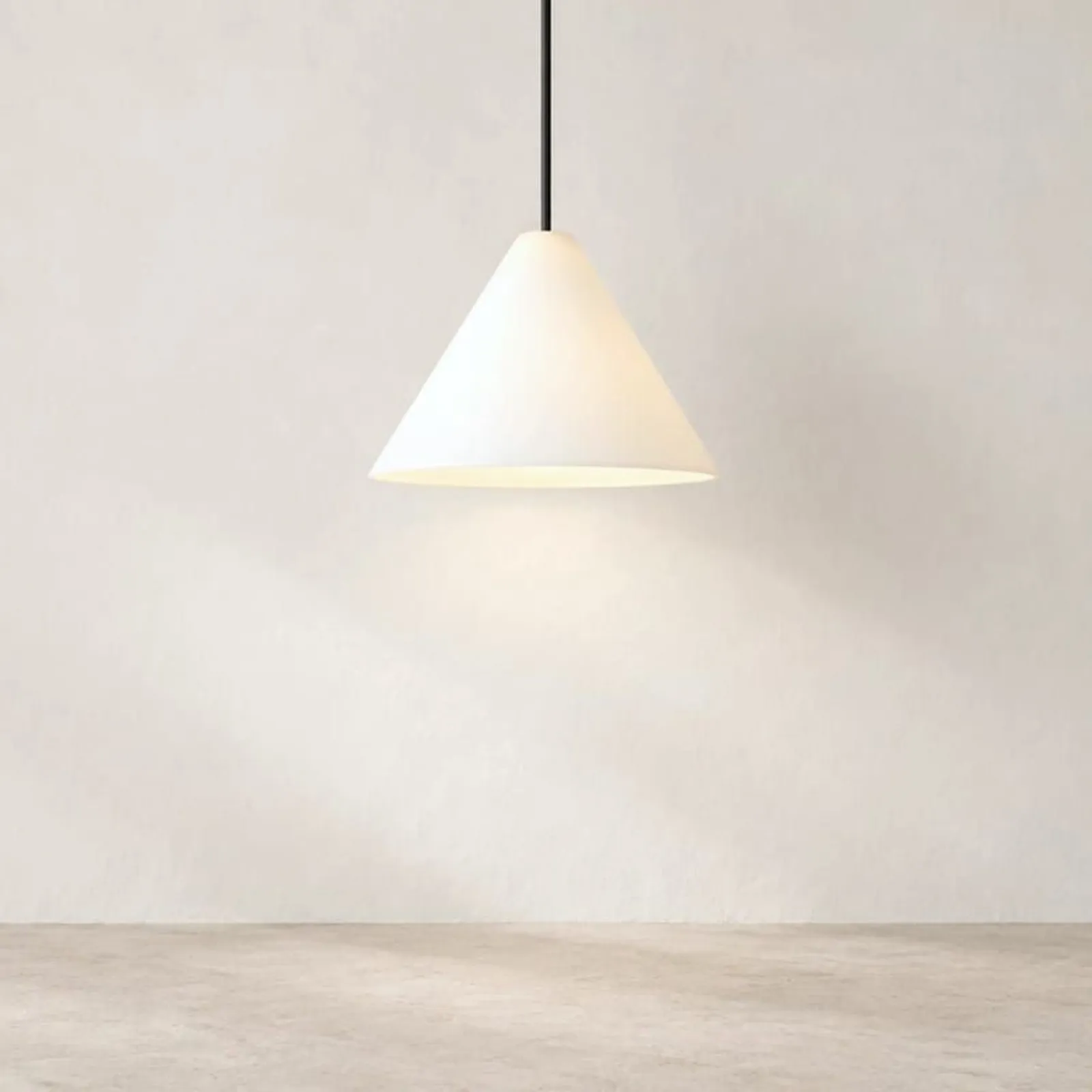 Suspension Pors blanc craie