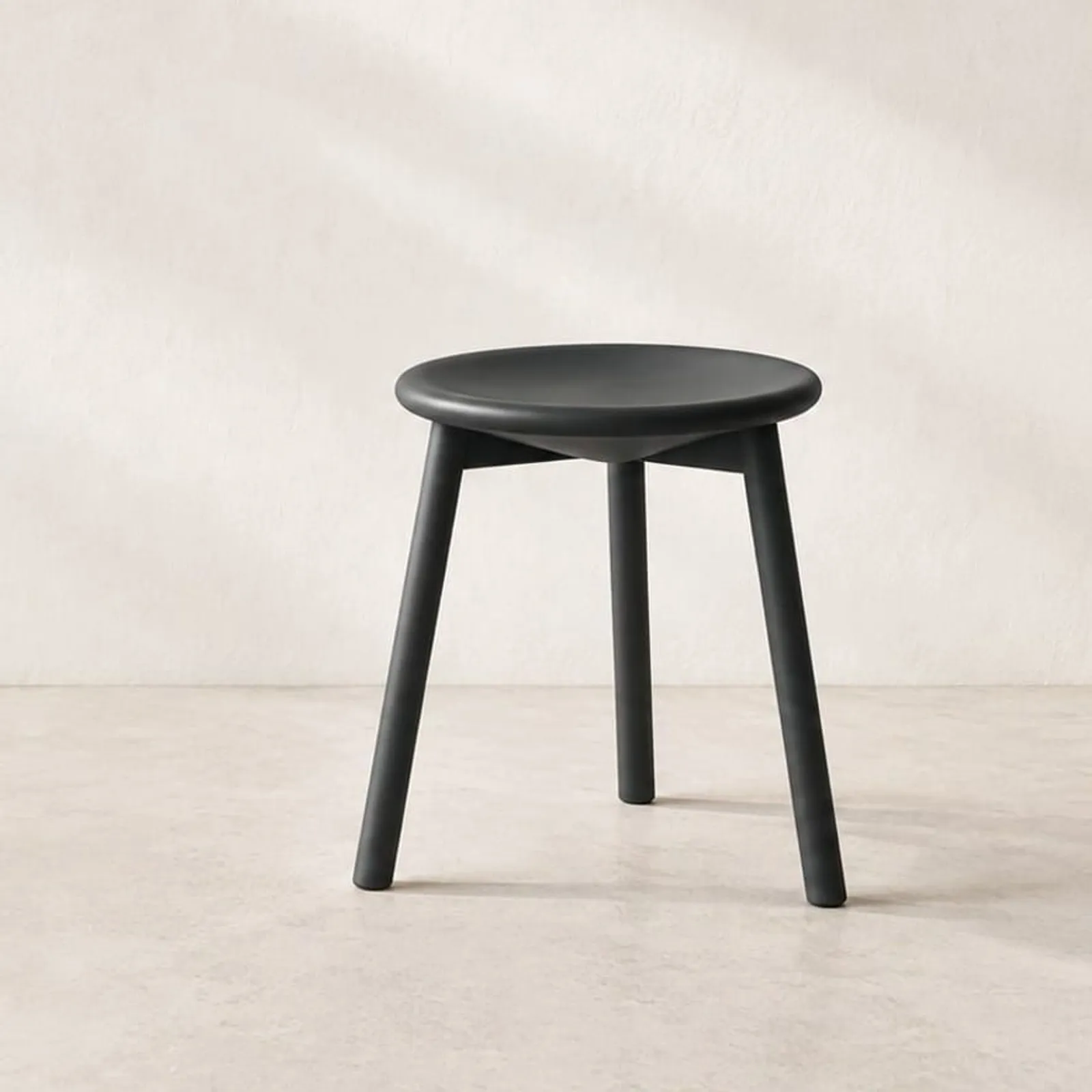 Tabouret Fjäll charbon - miniature 1