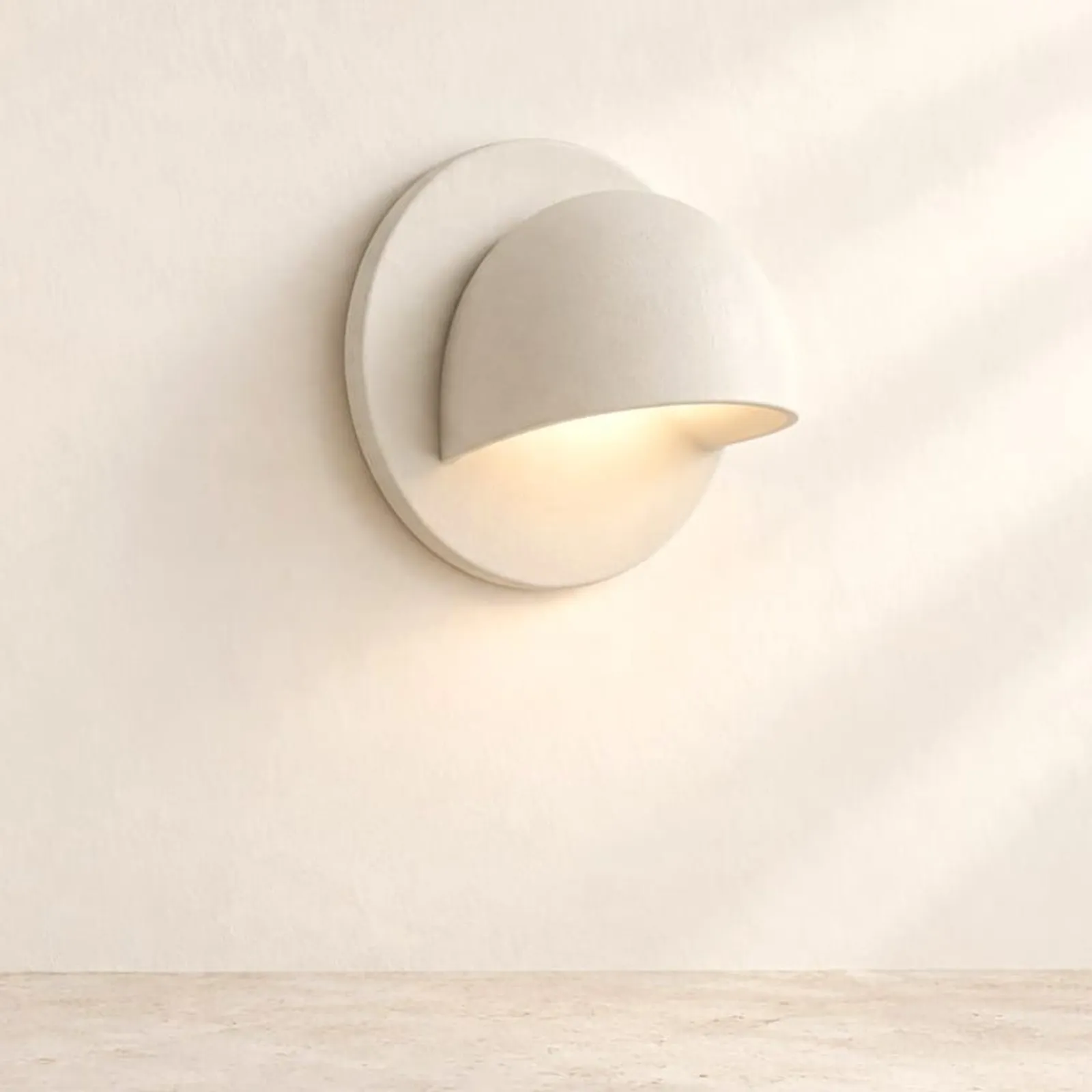 Vägglampa Udde Kritvit III - miniatyr 1