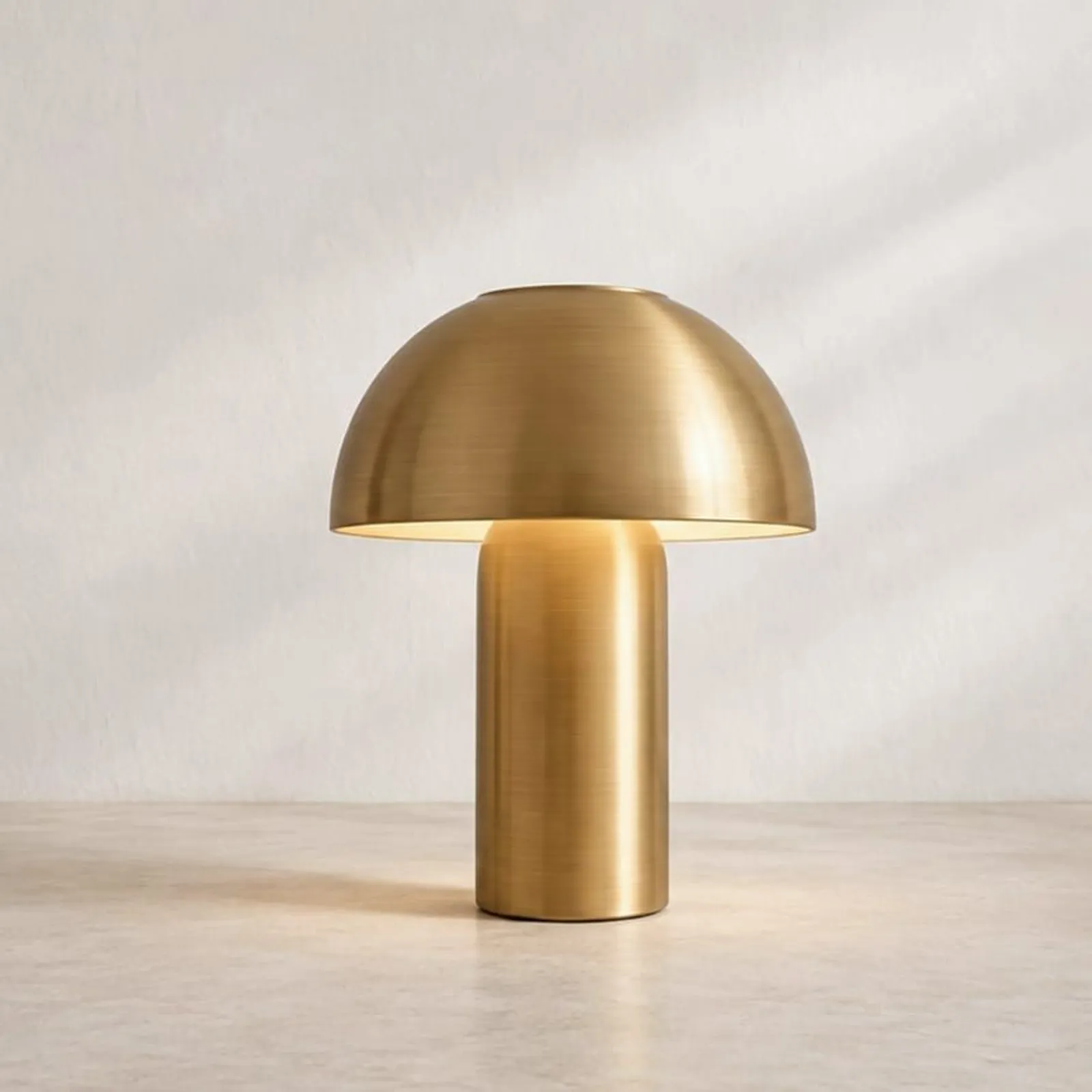 Bordslampa Viken Mässing - miniatyr 1