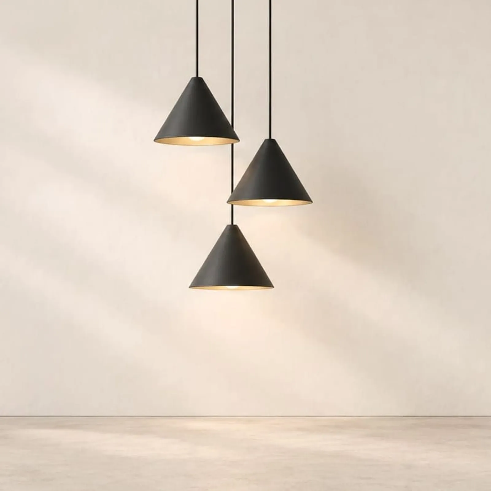 Taklampa Dal Kol IV - miniatyr 1