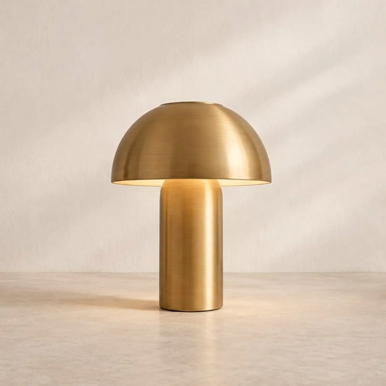 Lampe de table Dal en laiton - miniature 1