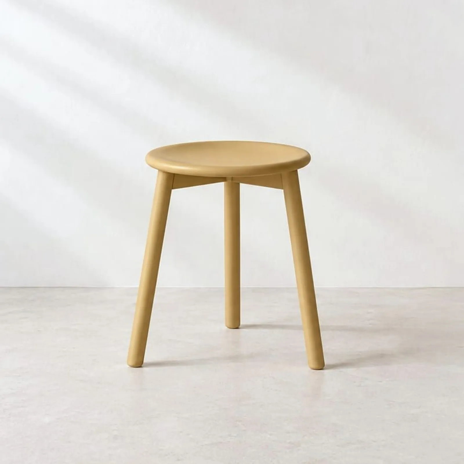 Tabouret Nypon ocre - miniature 1