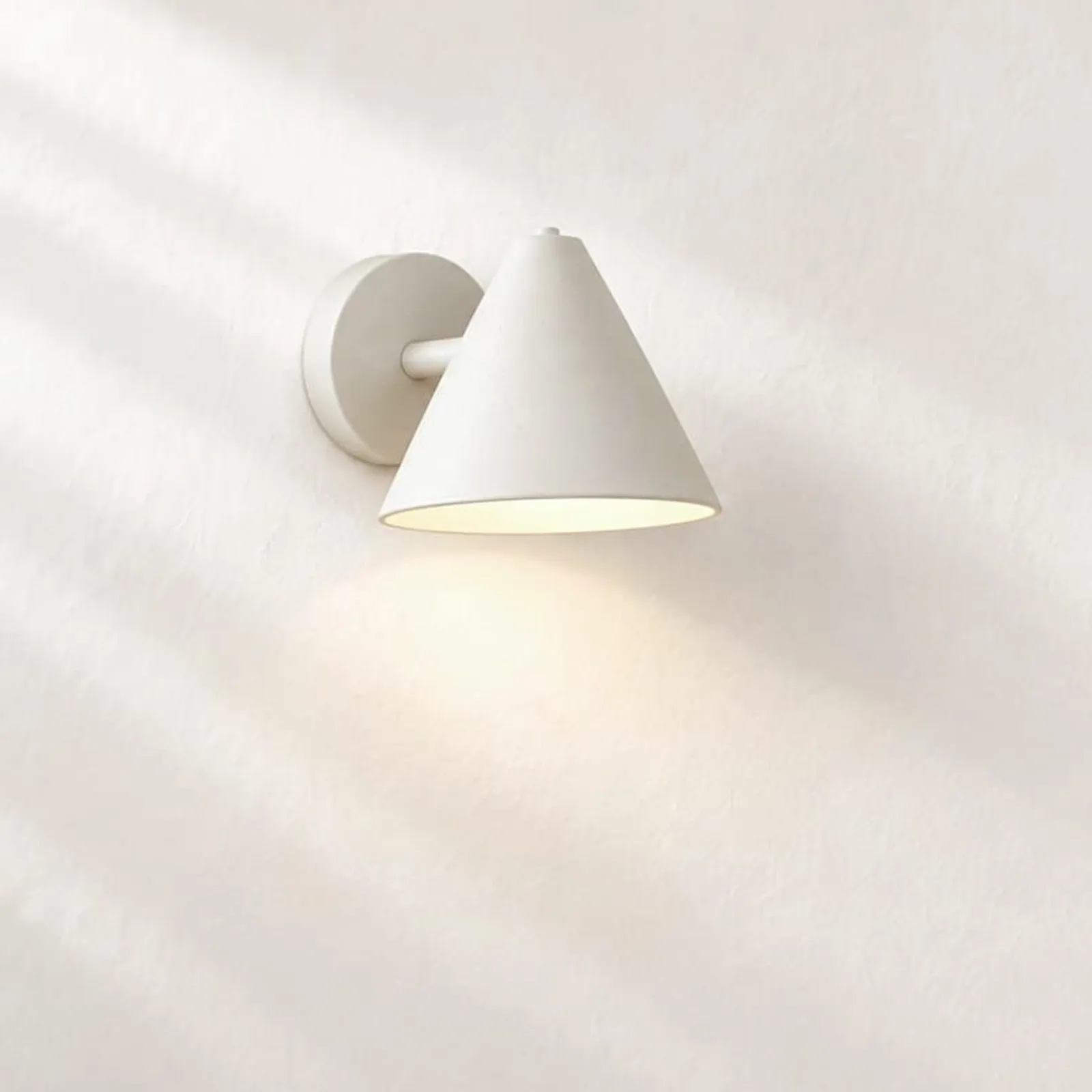 Vägglampa Humle Keramik - miniatyr 1