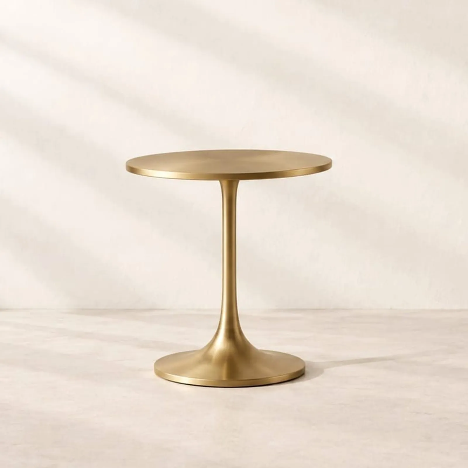 Table d’appoint Ö en laiton - miniature 1