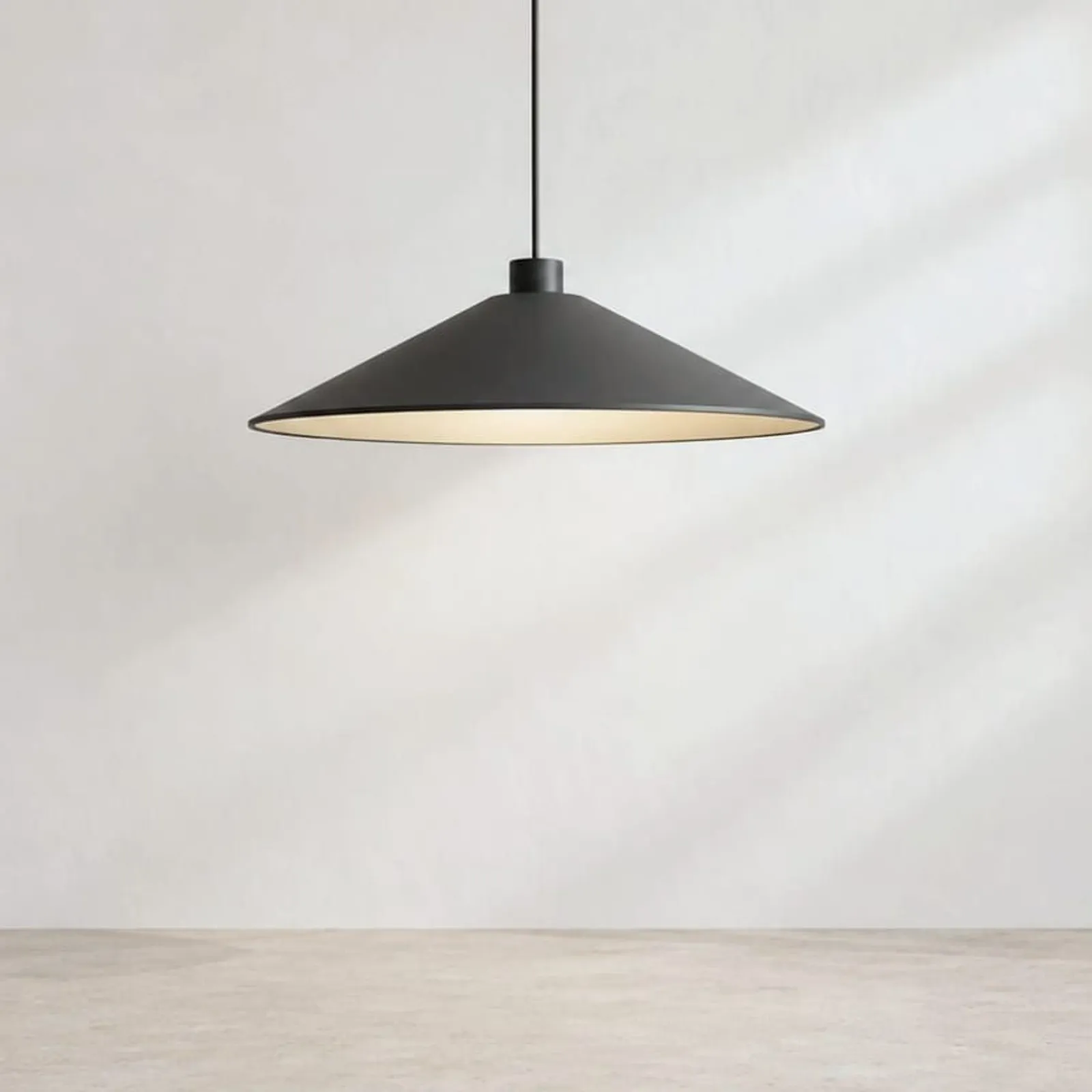 Suspension Myr charbon II - miniature 1
