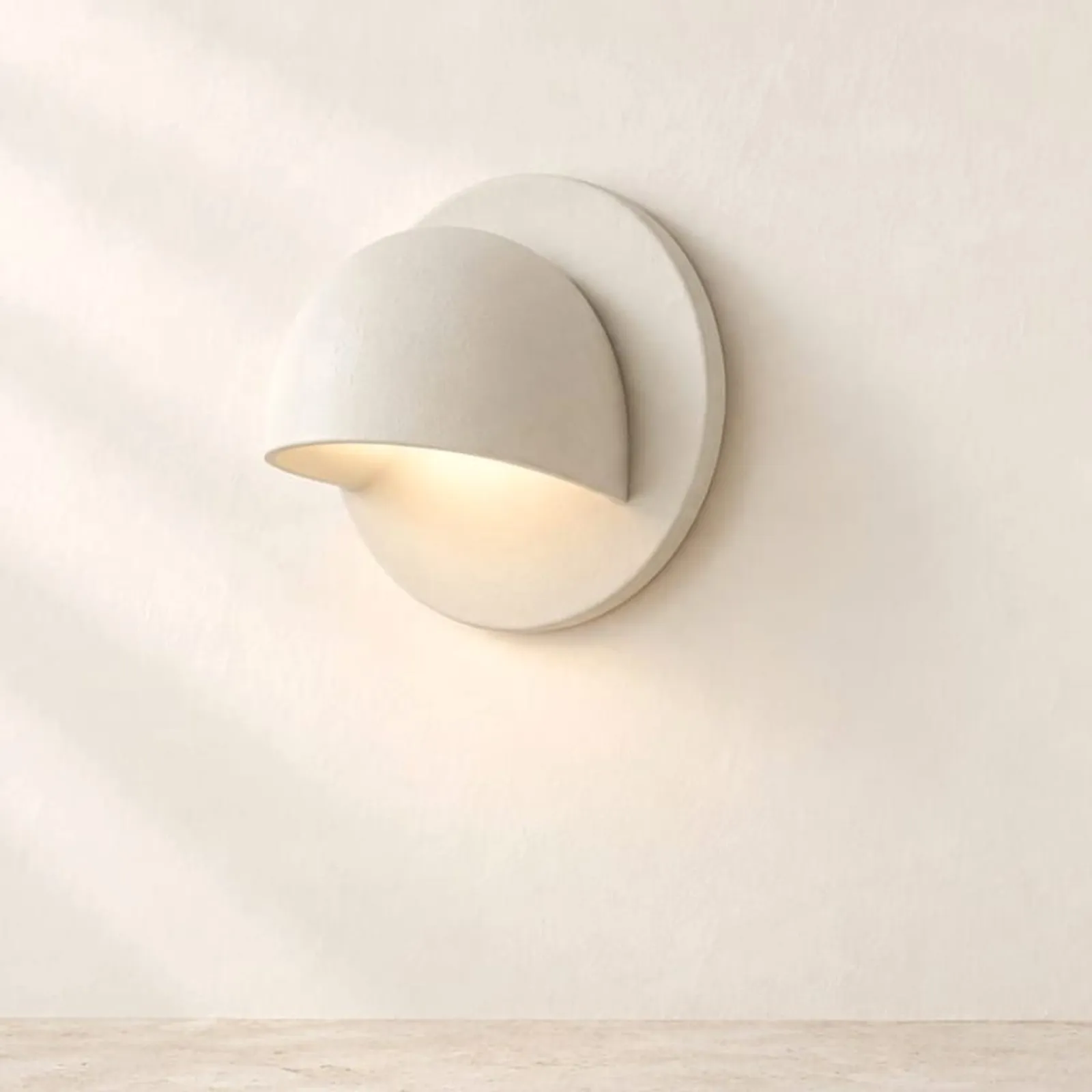 Vägglampa Pors Kritvit V - miniatyr 1
