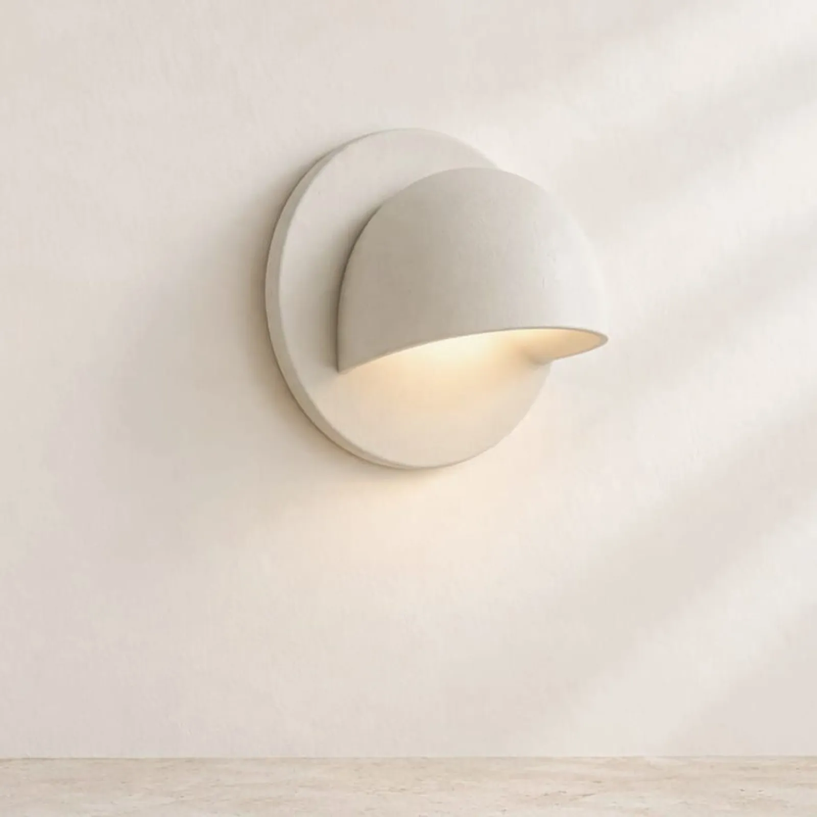 Vägglampa Nypon Kritvit - miniatyr 1