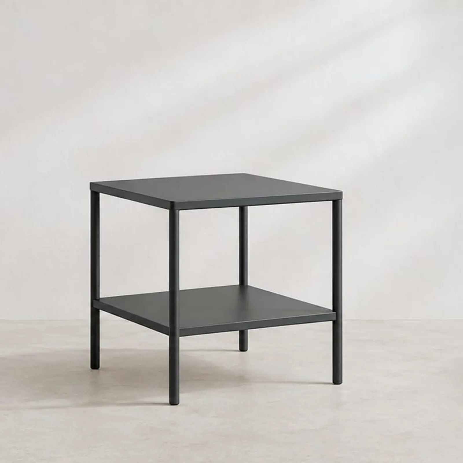 Table d’appoint Holm charbon II