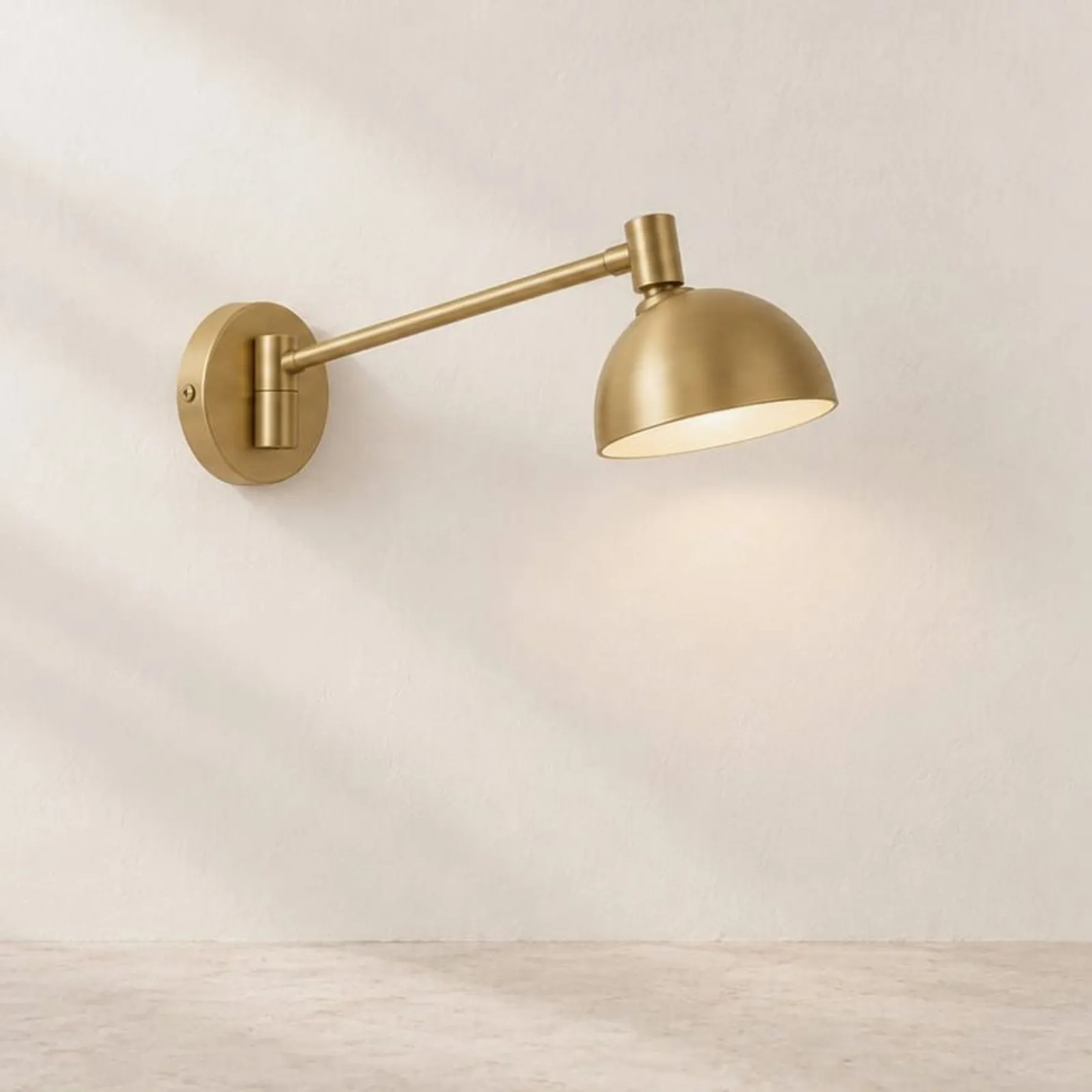 Vägglampa Vall Ockra III - miniatyr 1