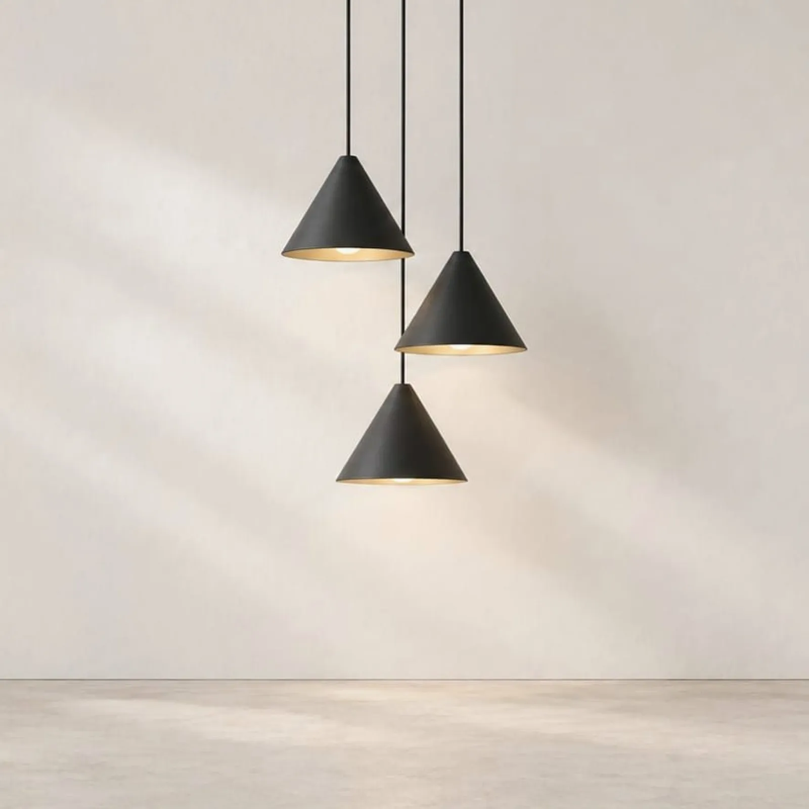 Suspension Torö charbon II - miniature 1