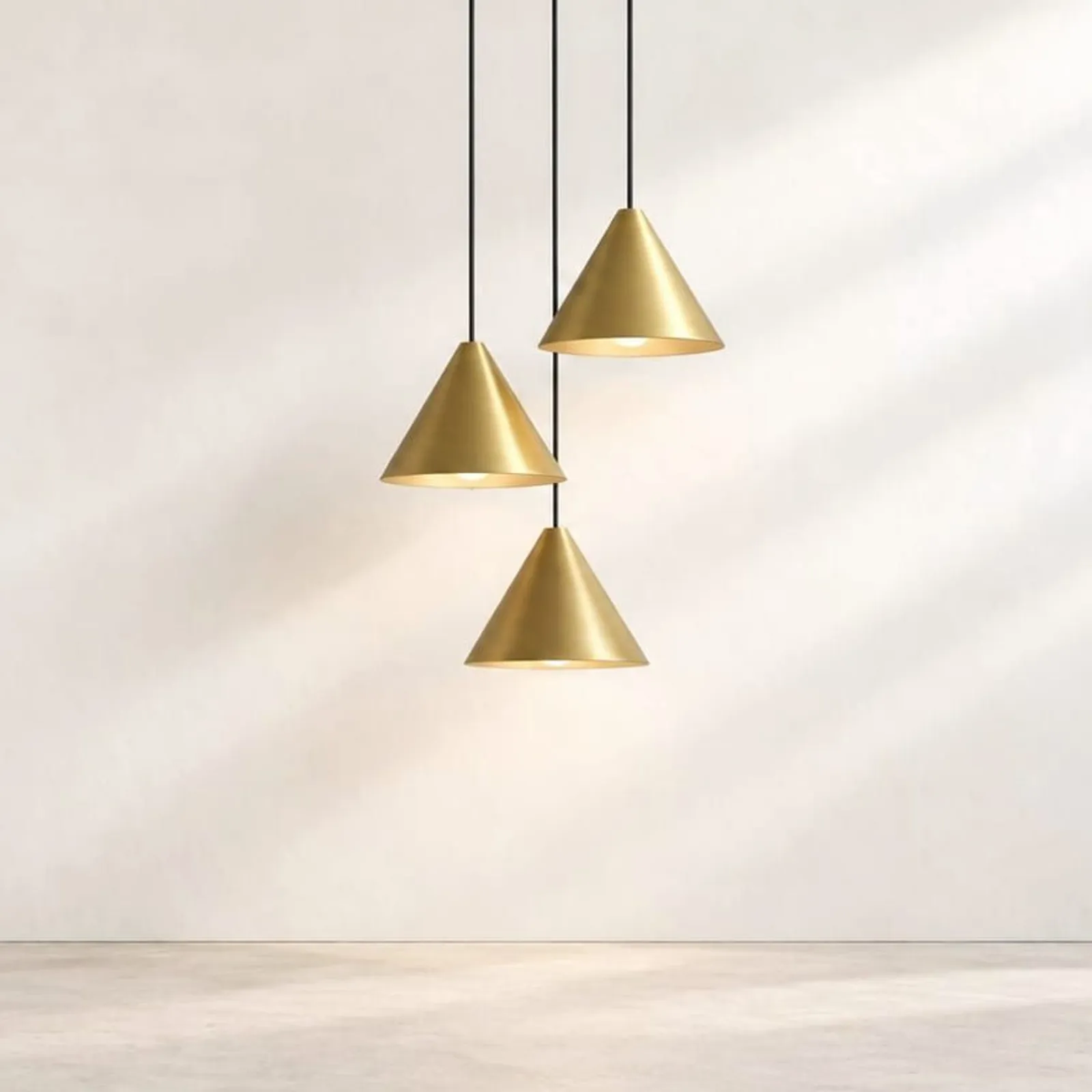 Taklampa Humle Ockra IV - miniatyr 1