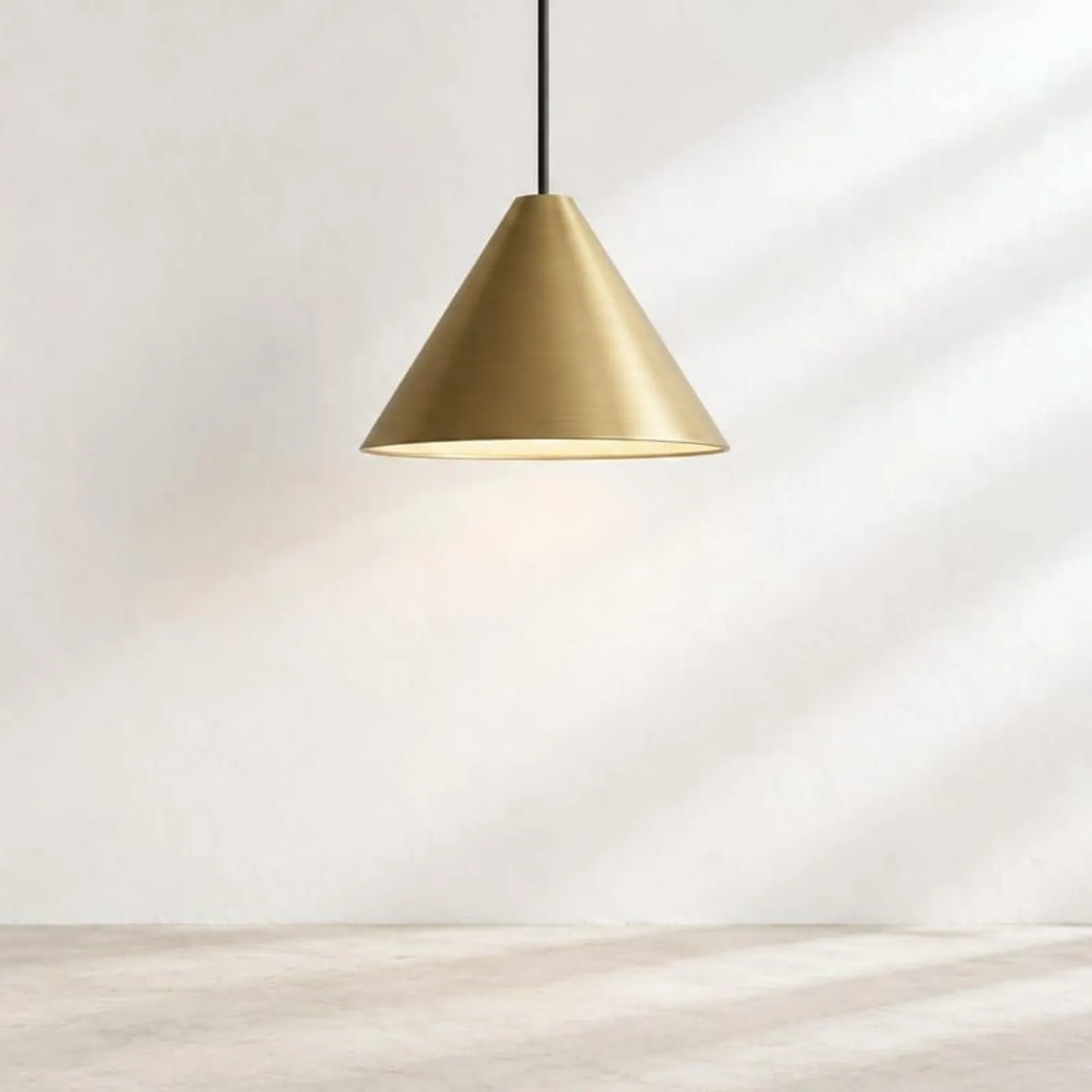 Suspension Sund en laiton - miniature 1