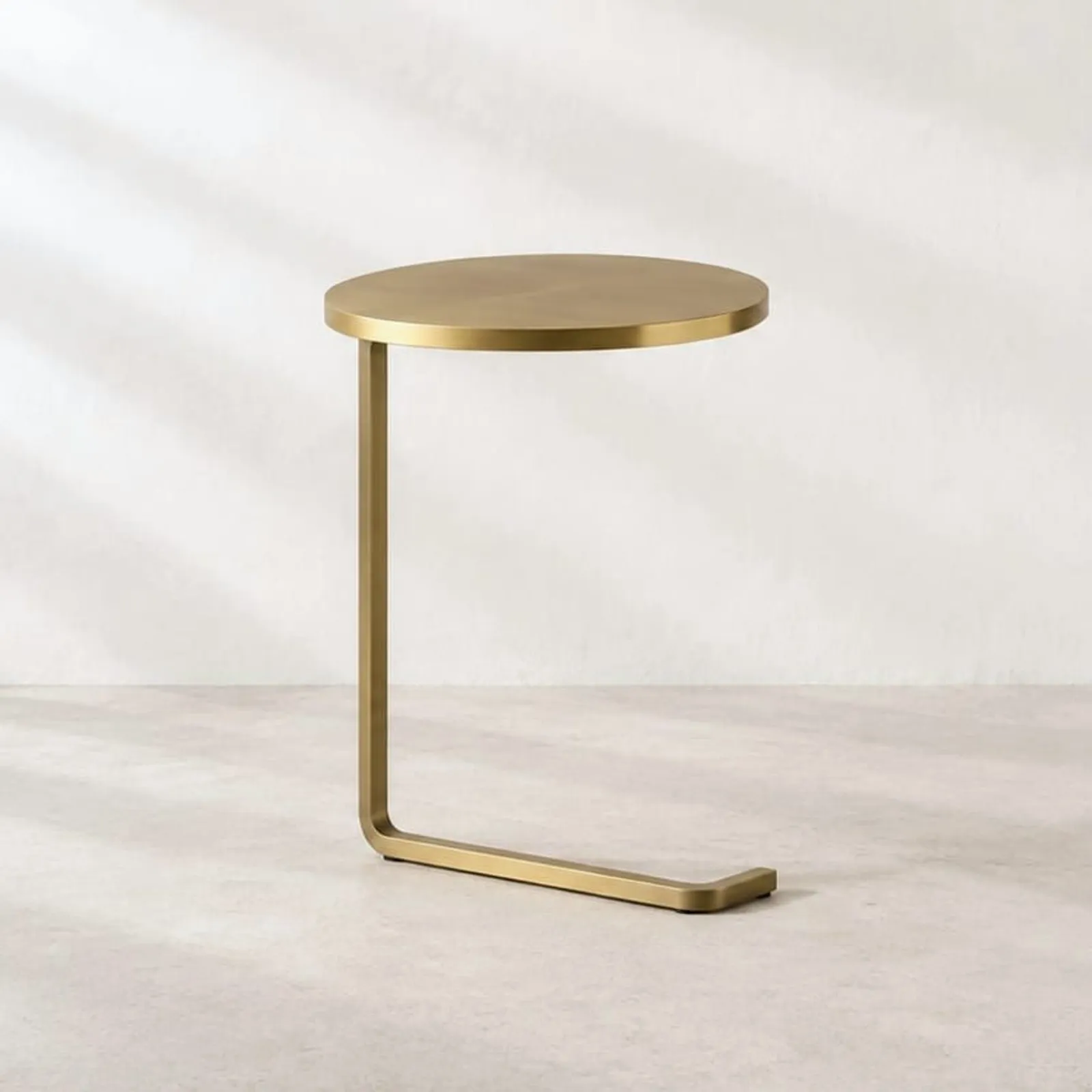 Table d’appoint Havre en laiton