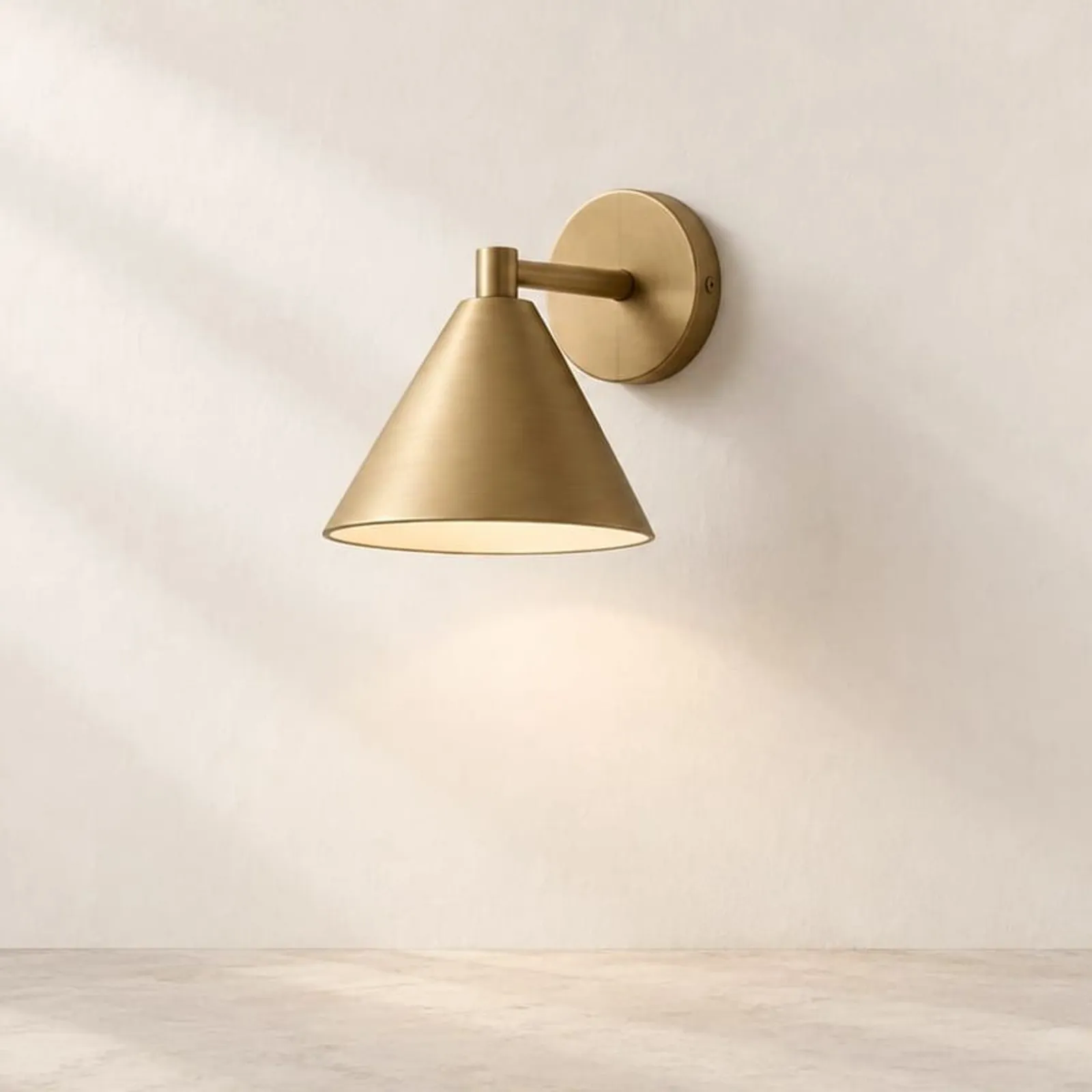 Vägglampa Alm Ockra - miniatyr 1