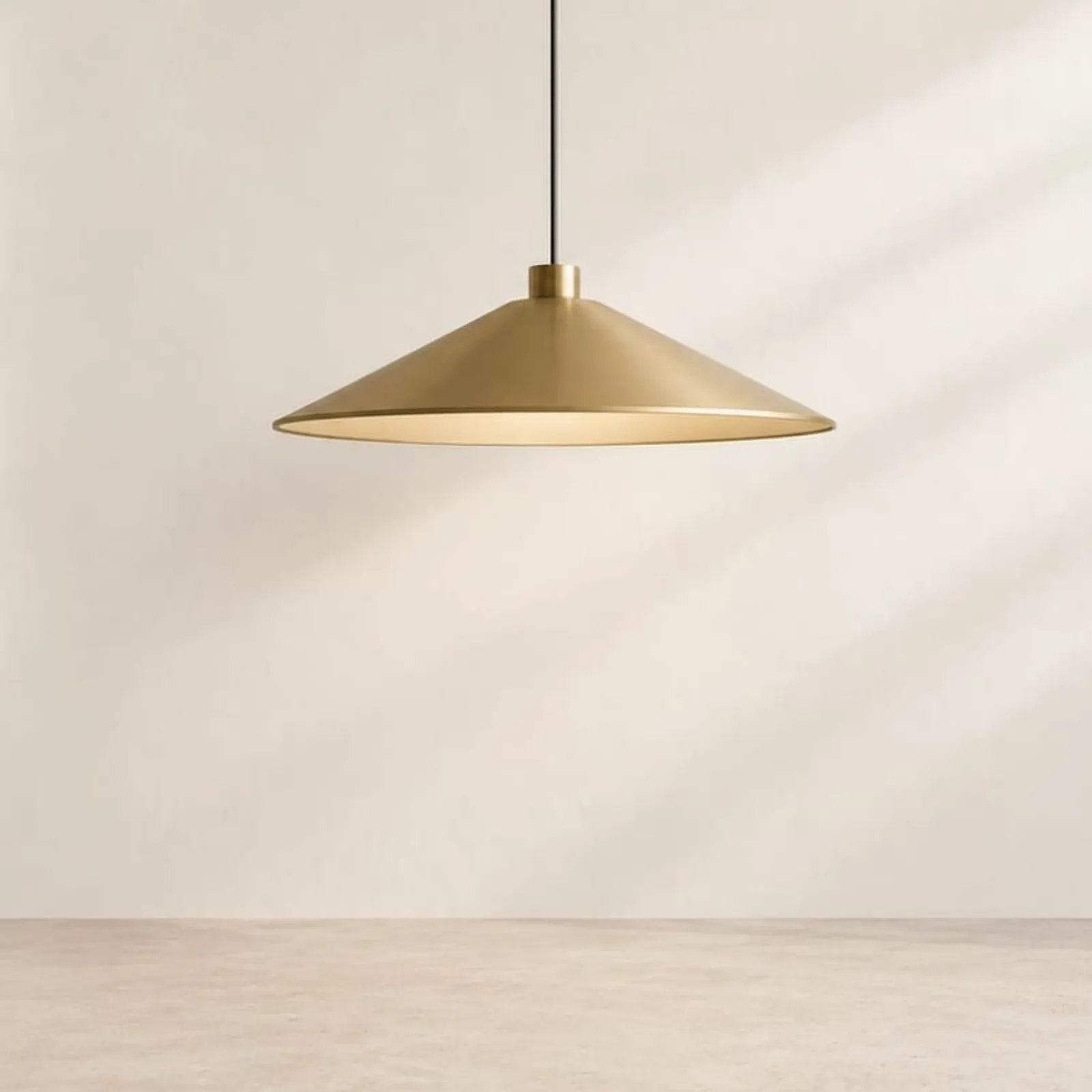 Taklampa Hassel Ockra II - miniatyr 1