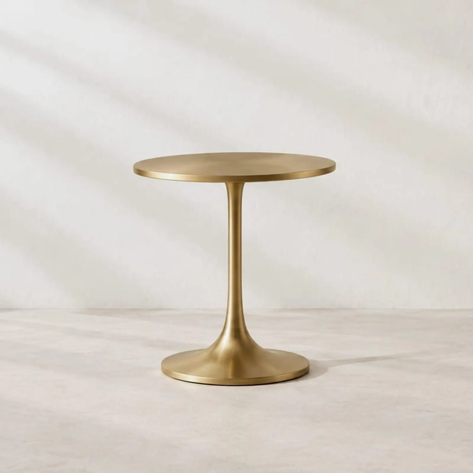 Table d’appoint Hägg en laiton - miniature 1