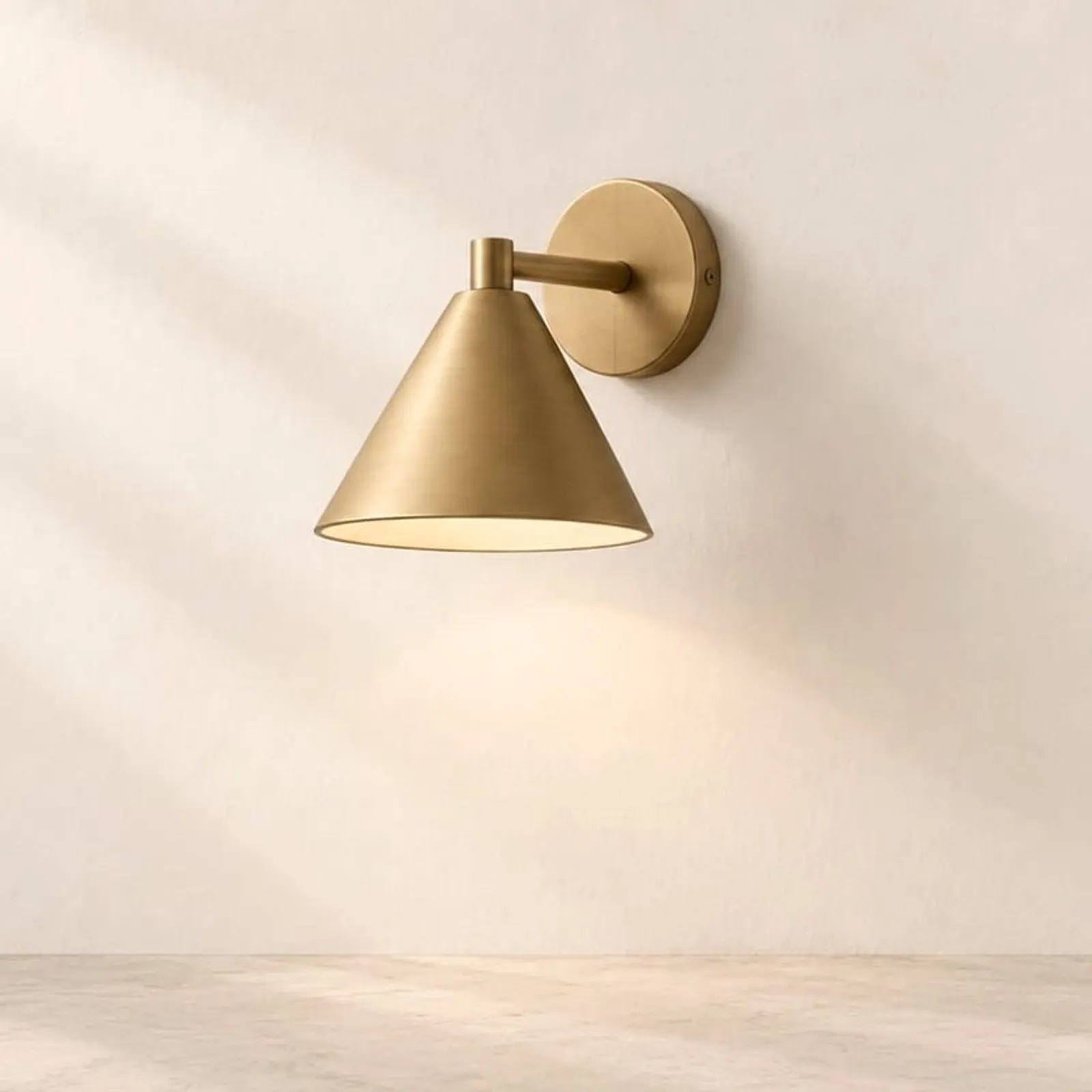 Vägglampa Mossa Ockra III - miniatyr 1