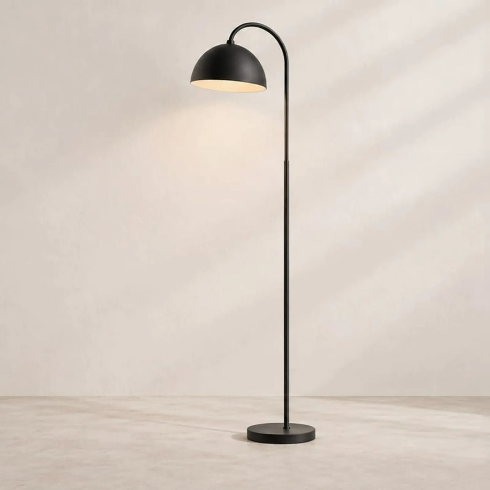 Lampadaire Torö charbon