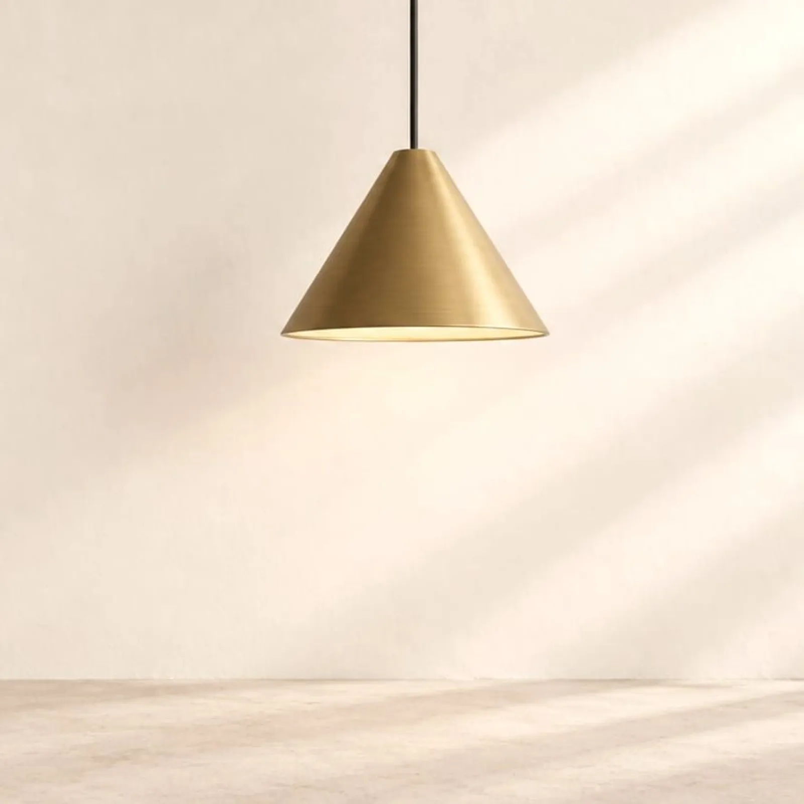 Suspension Korn ocre - miniature 1