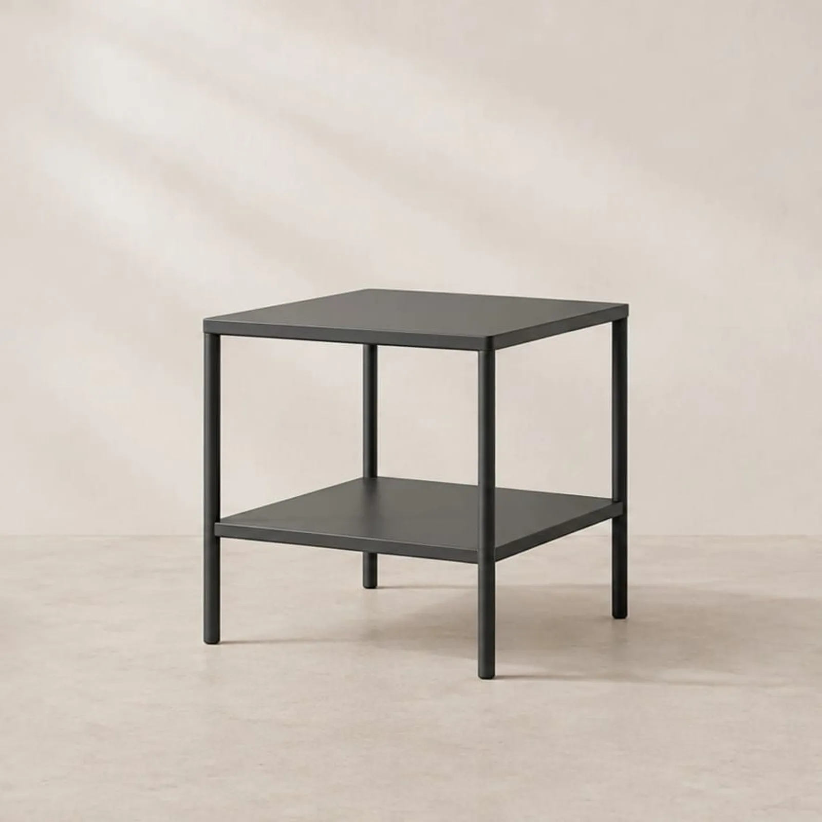 Table d’appoint Fläder en acier