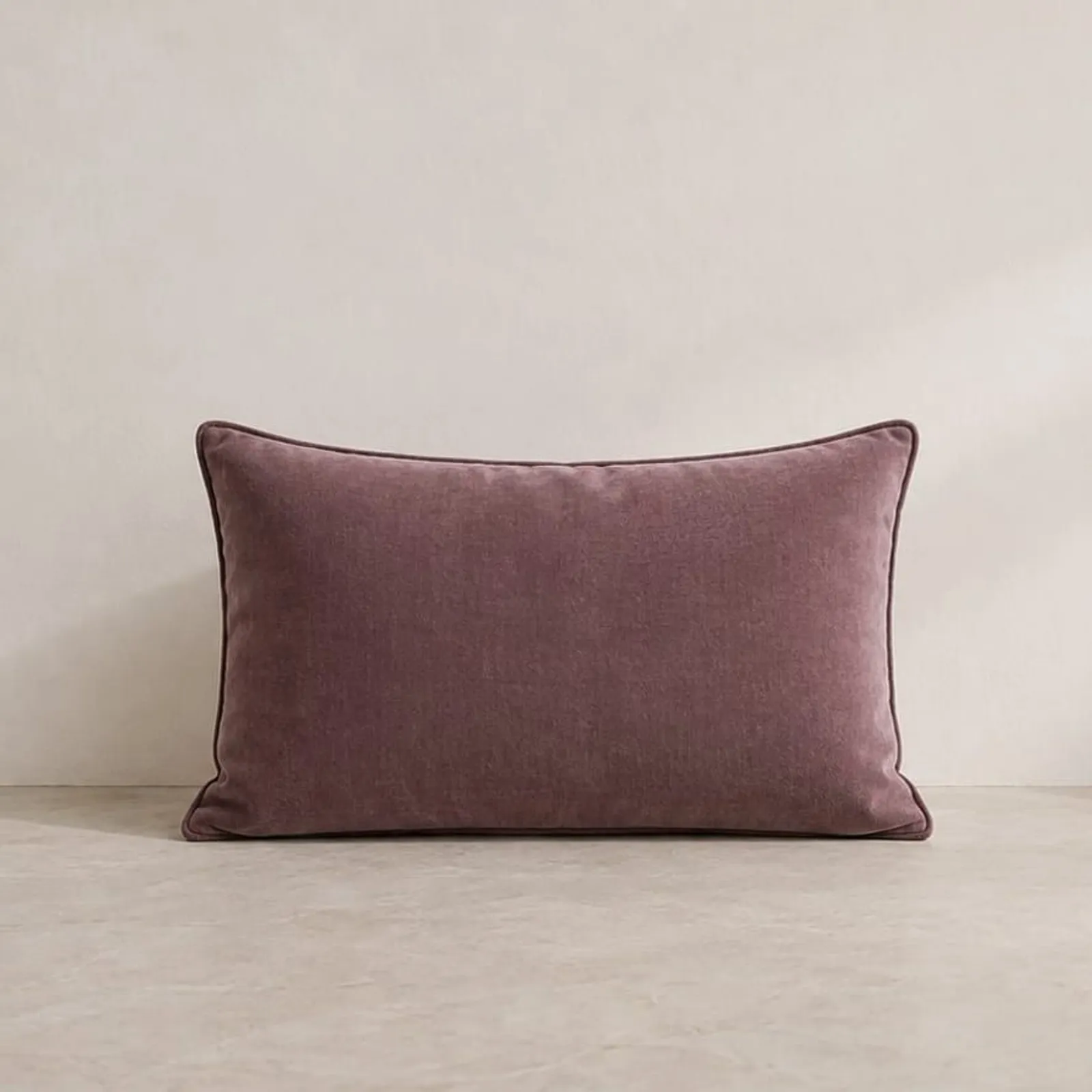 Coussin Öland en velours - miniature 2