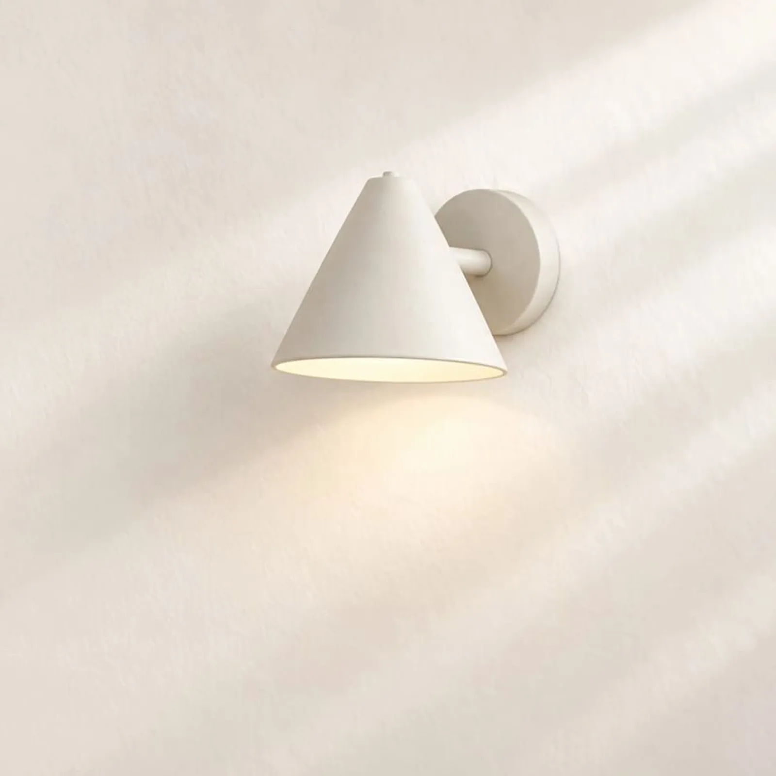 Vägglampa Kulle Keramik - miniatyr 1