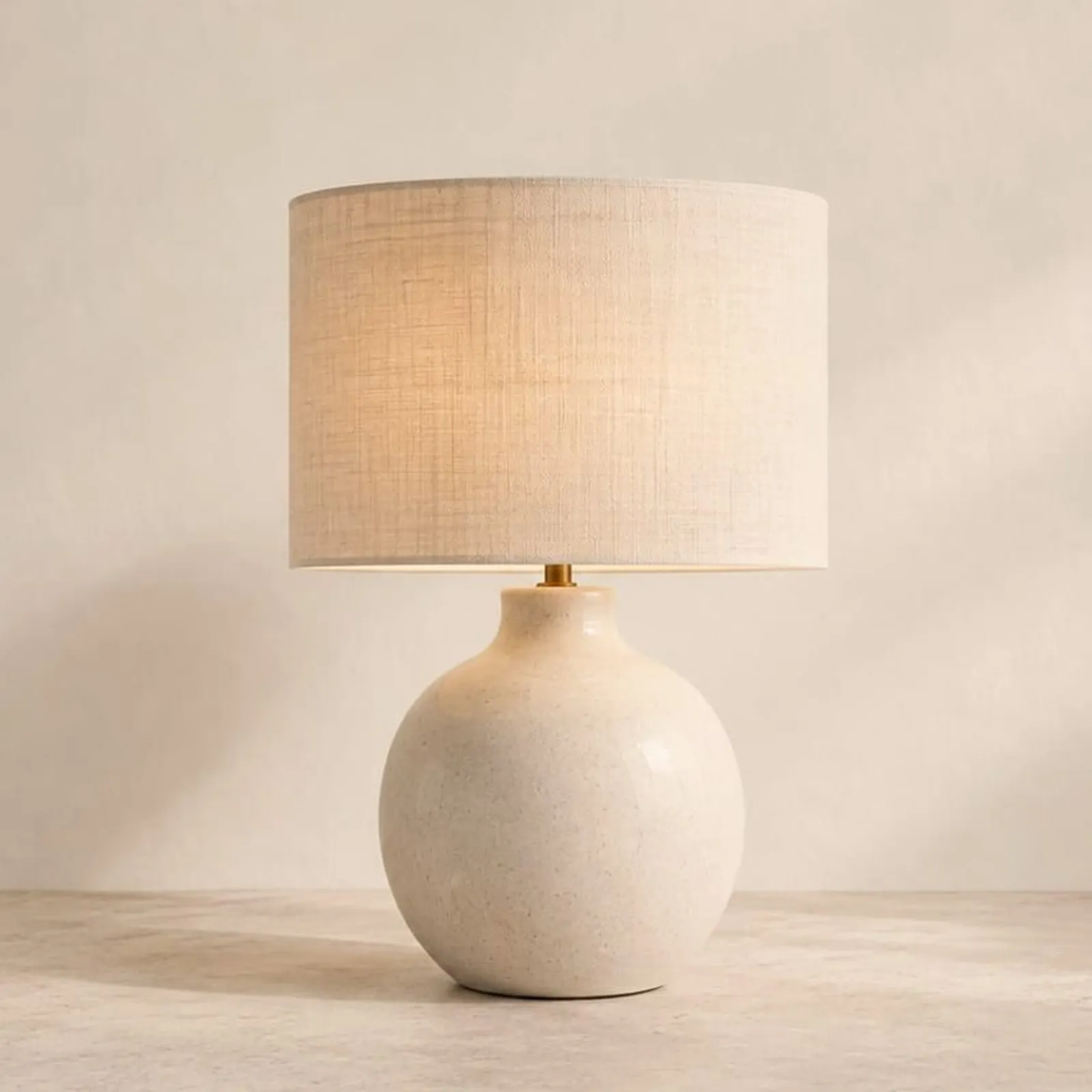 Bordslampa Myr Kritvit - miniatyr 1
