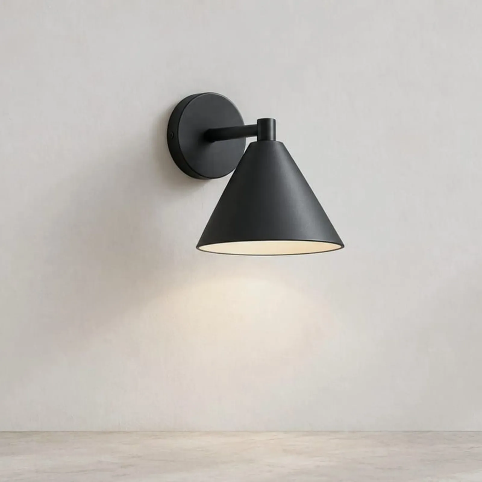 Vägglampa Råg Kol II - miniatyr 1