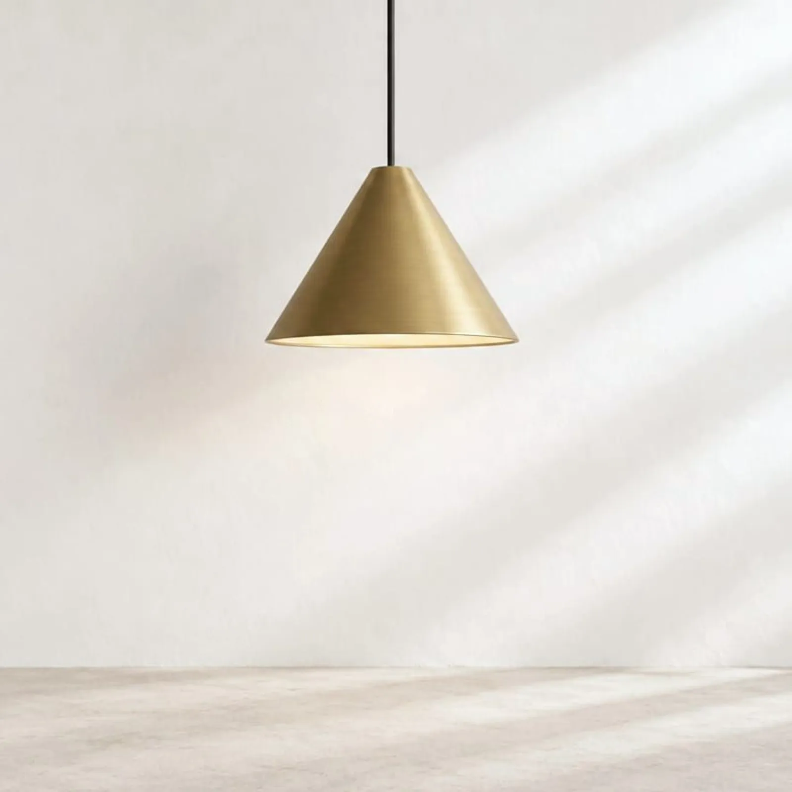 Suspension Havre en laiton - miniature 1