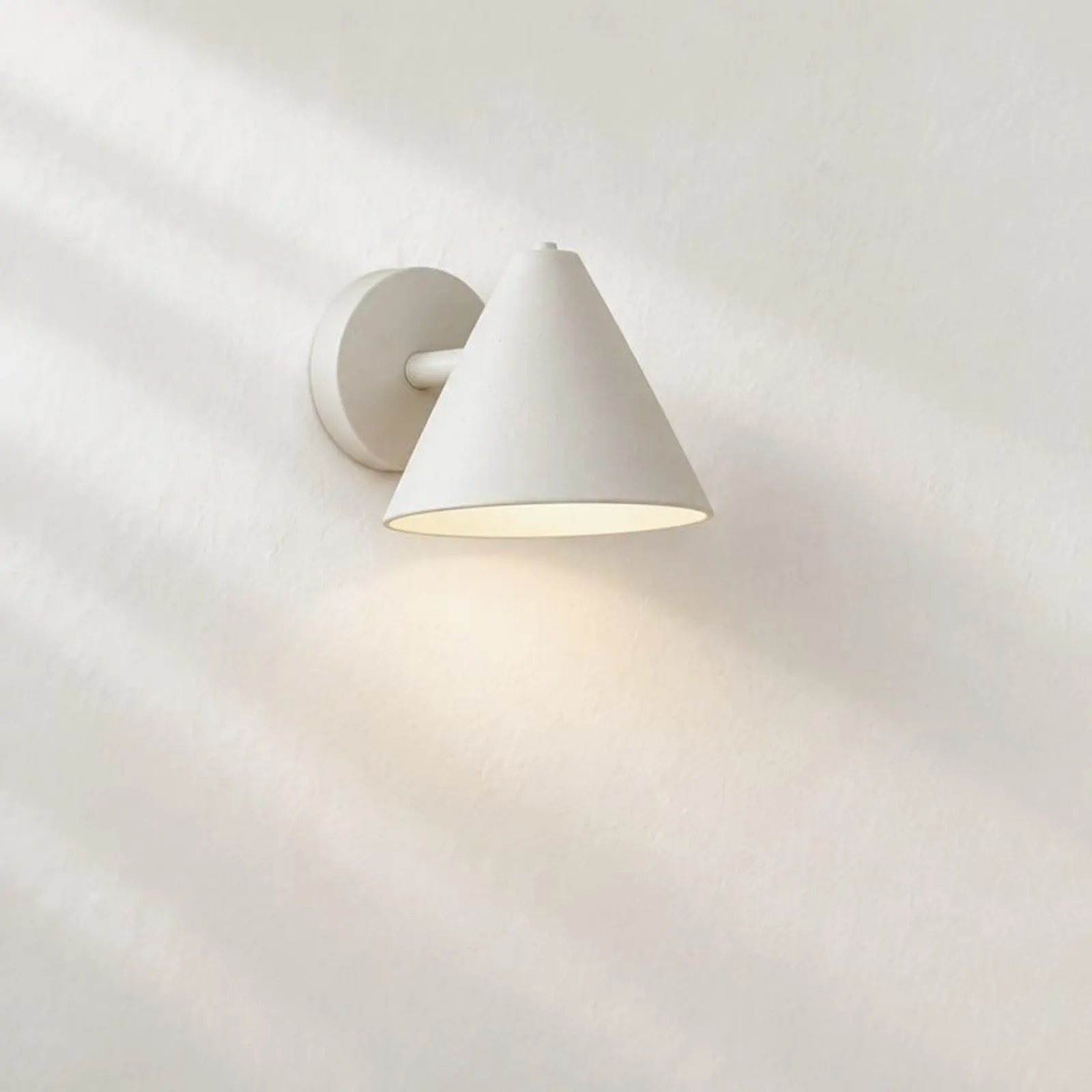 Vägglampa Dal Kritvit III - miniatyr 1