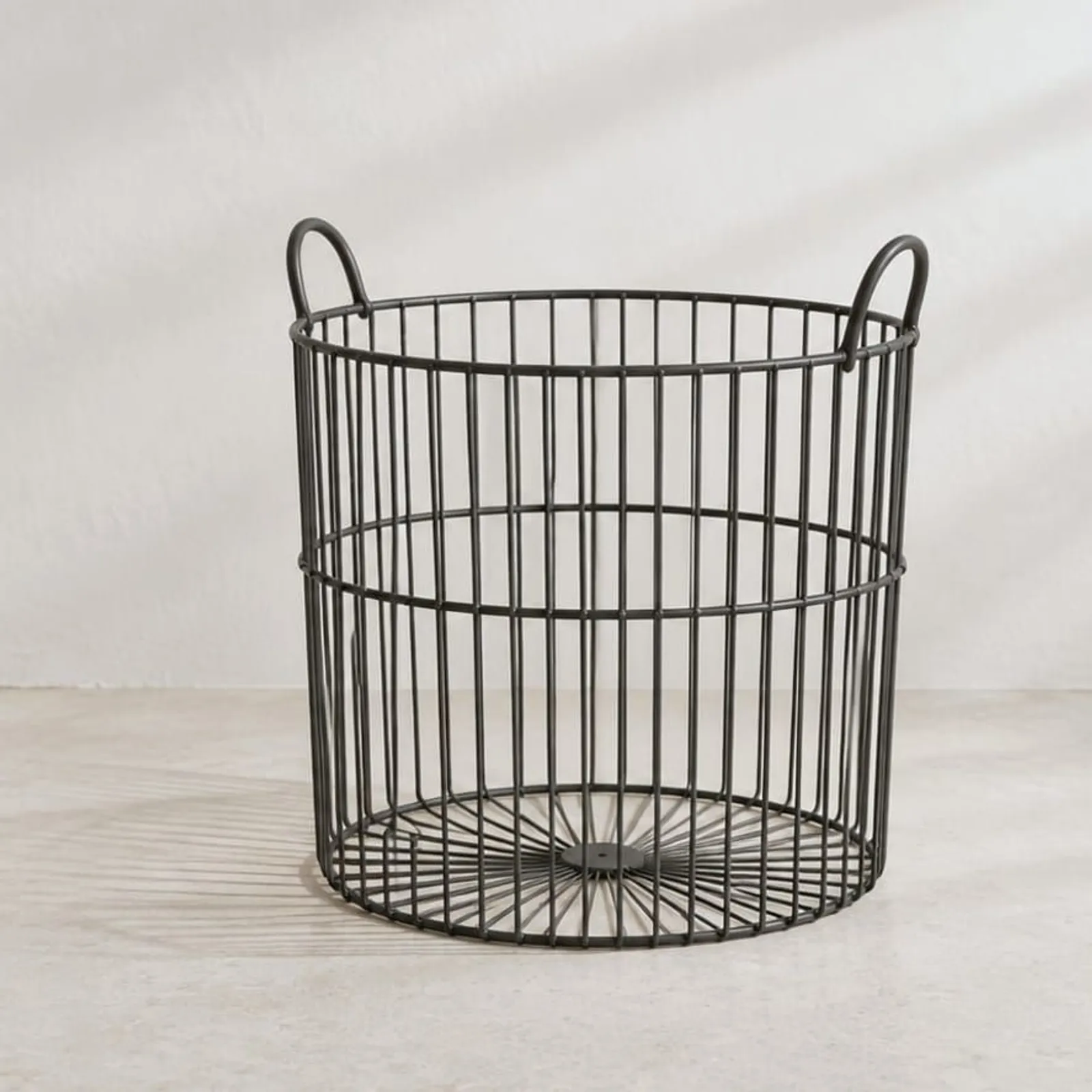 Panier Tjärn en acier