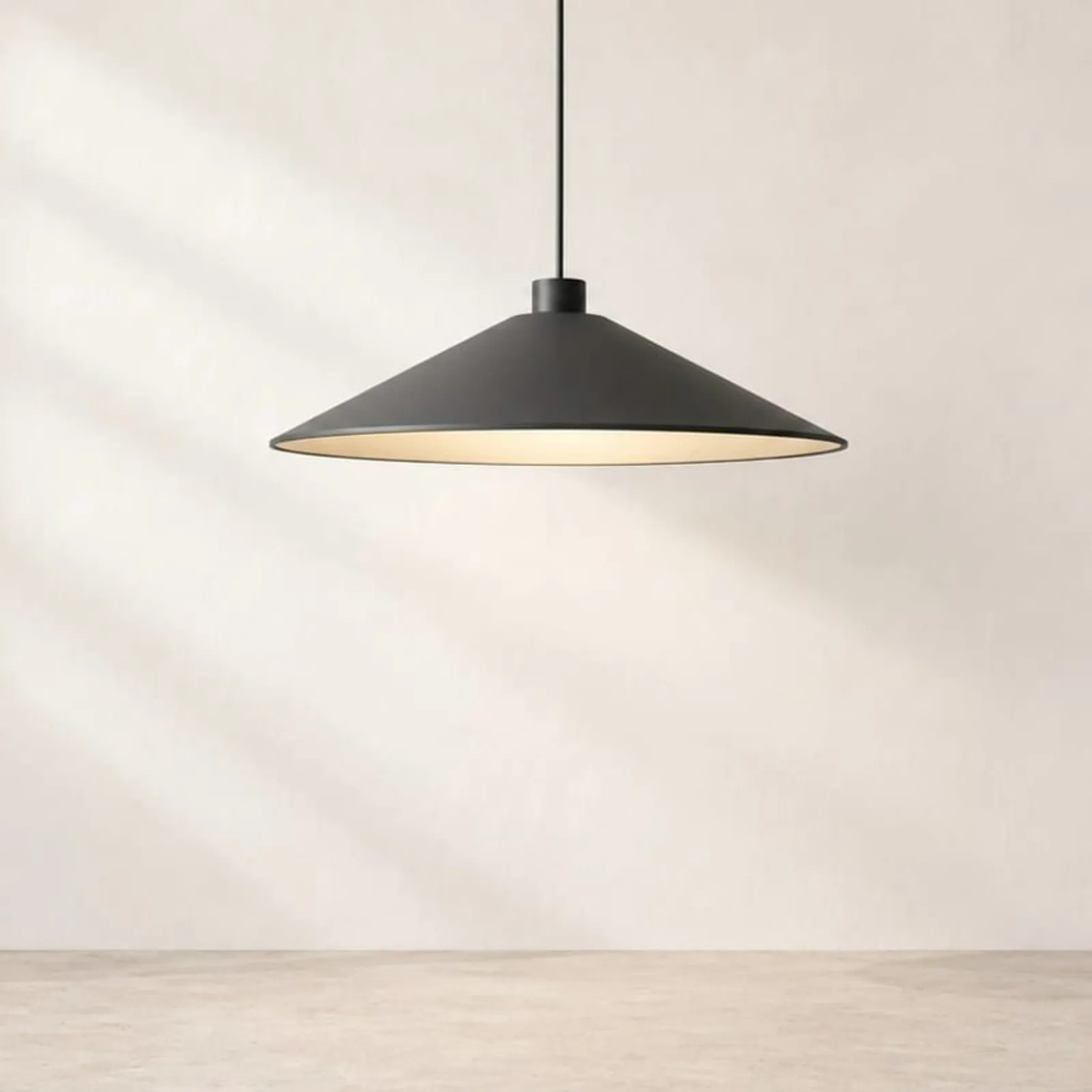 Suspension Fors charbon III - miniature 1