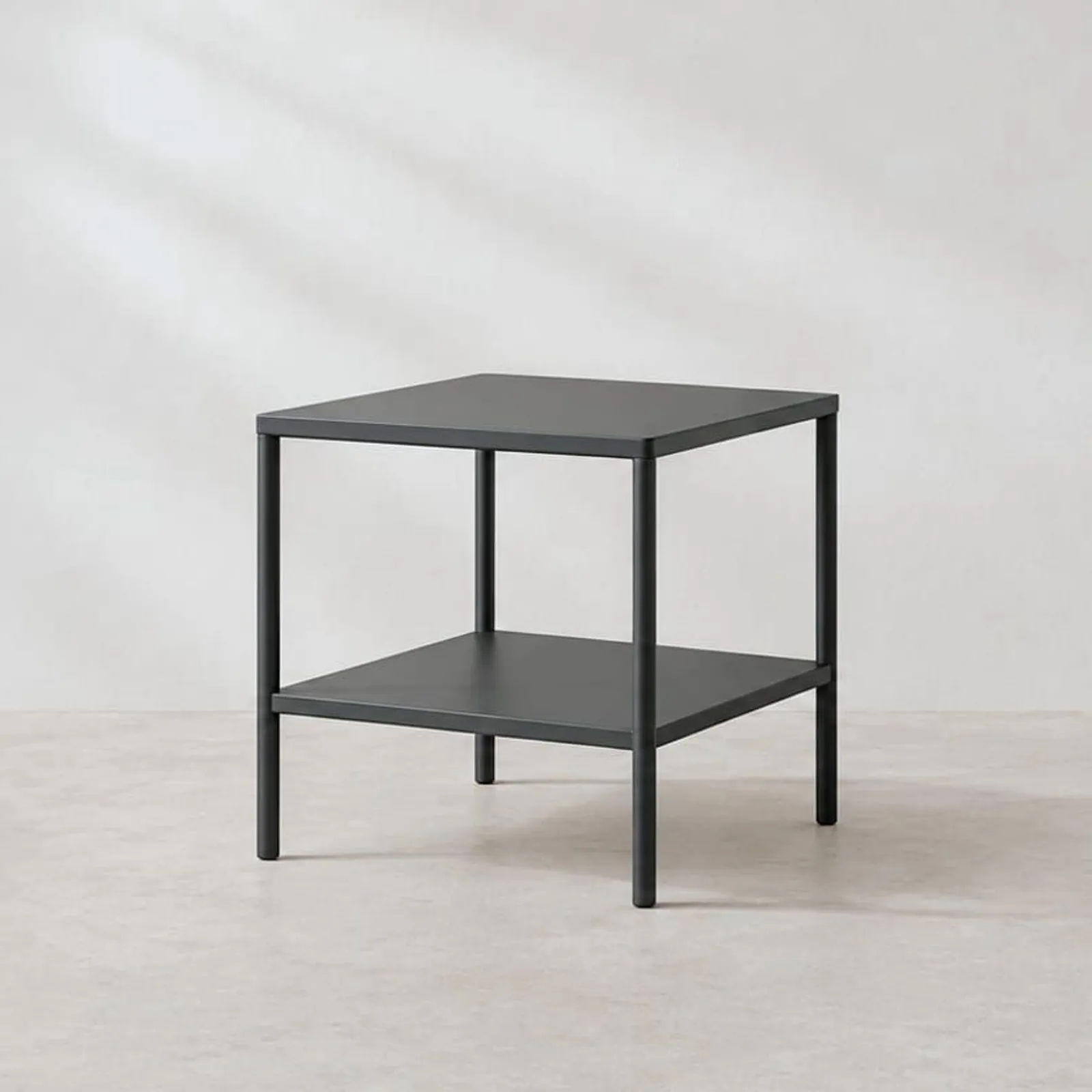 Table d’appoint Viken charbon II