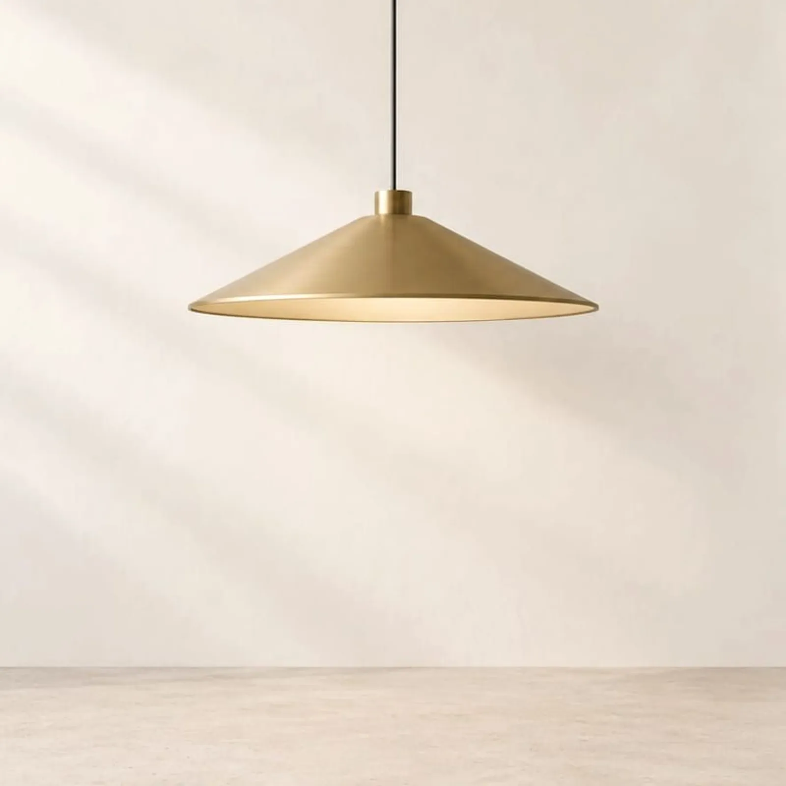 Suspension Alm ocre III - miniature 1
