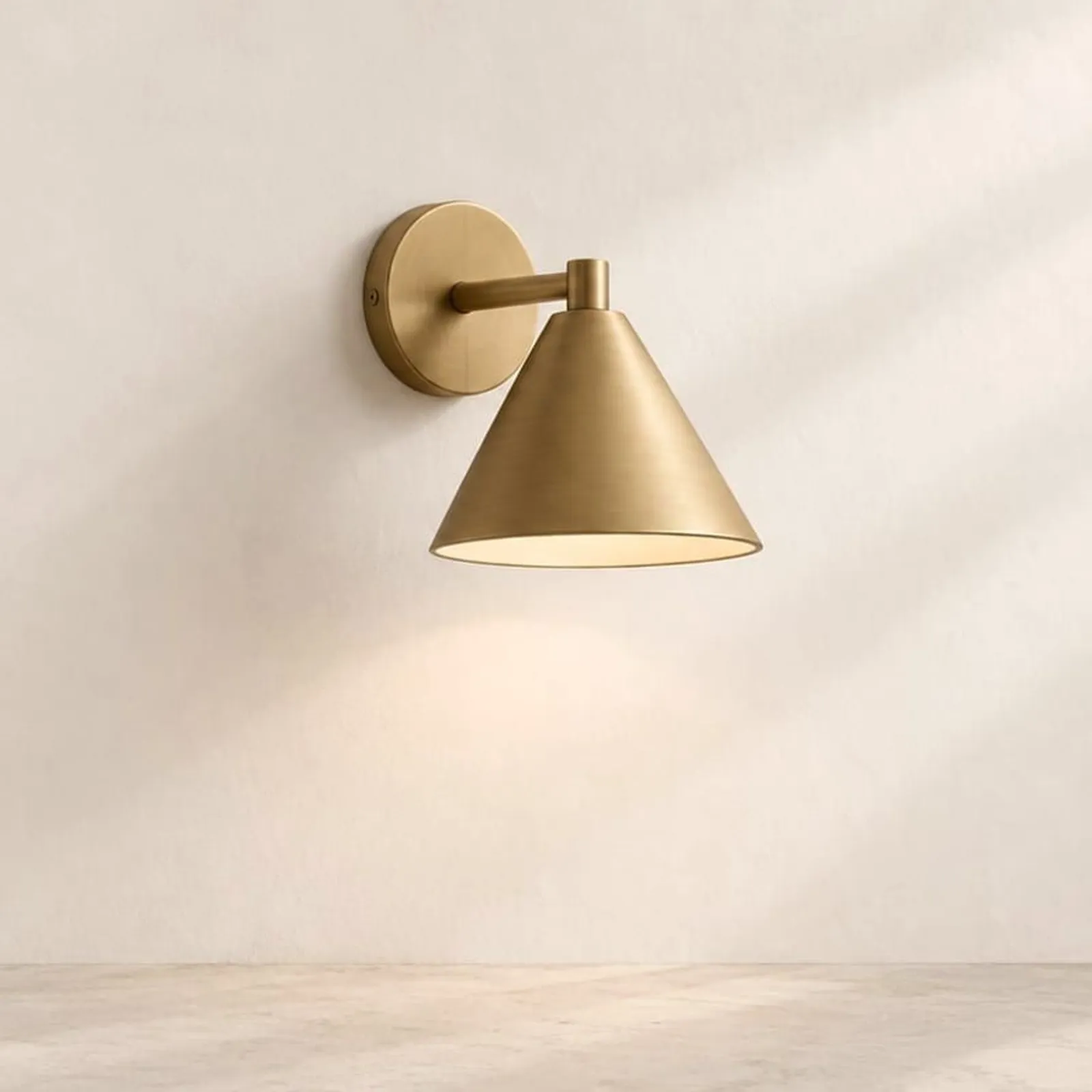 Vägglampa Alm Mässing - miniatyr 1