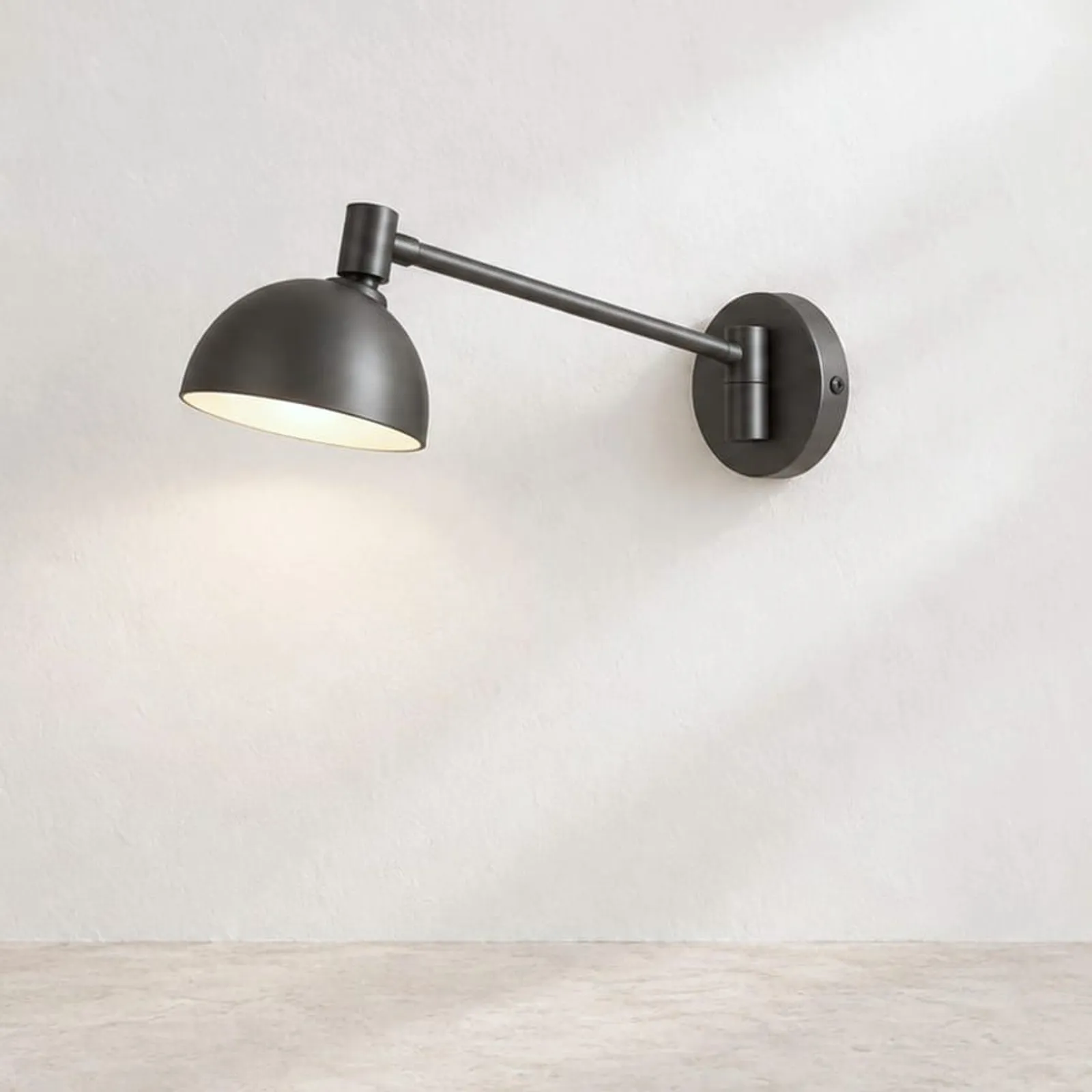 Vägglampa Äng Kol III - miniatyr 1