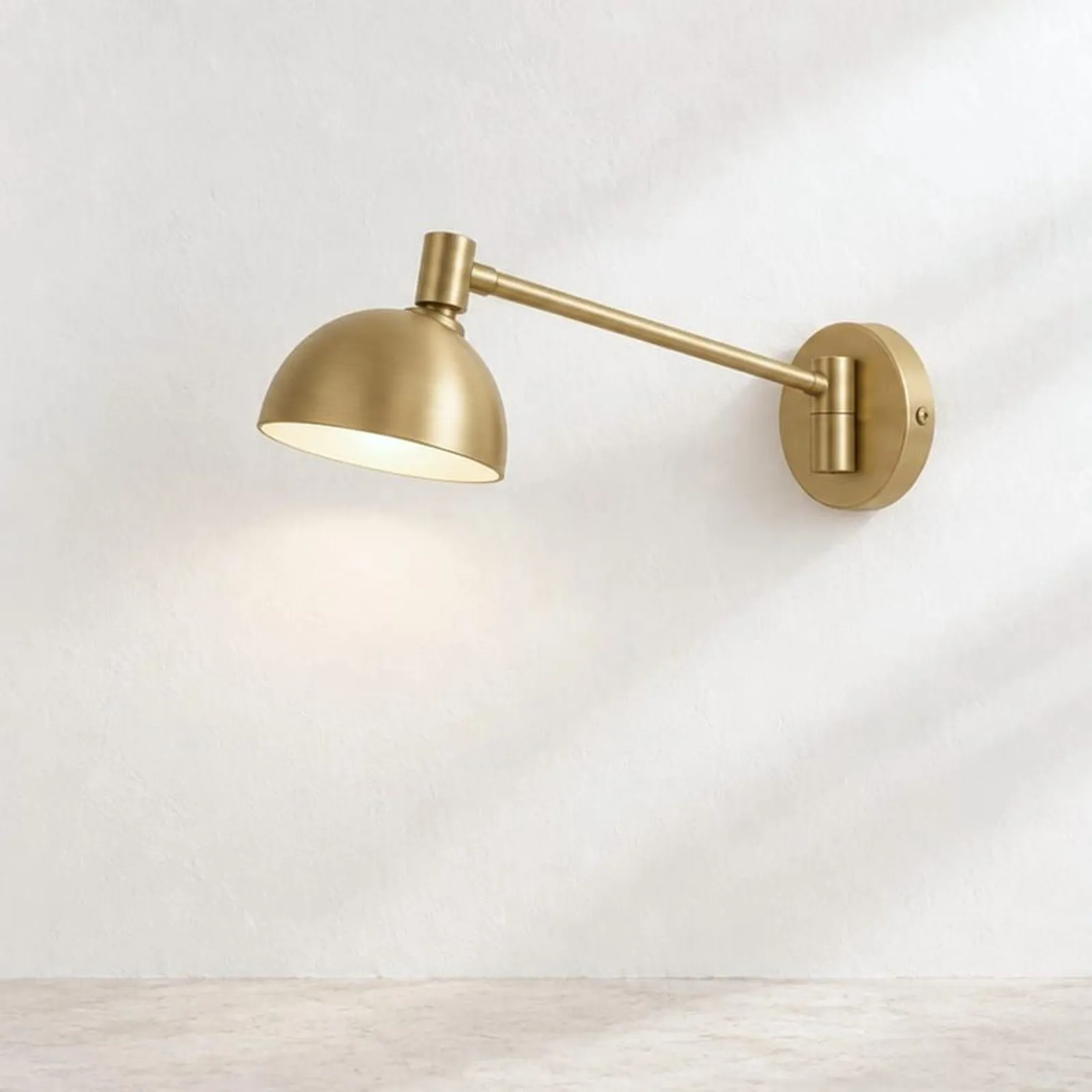 Vägglampa Ö Ockra IV - miniatyr 1