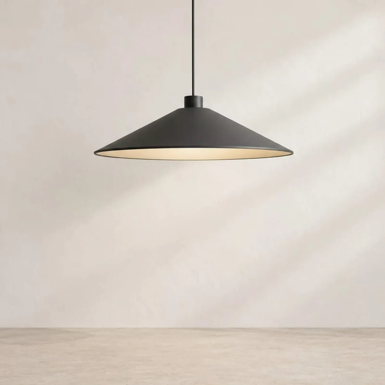 Suspension Alm charbon II - miniature 1