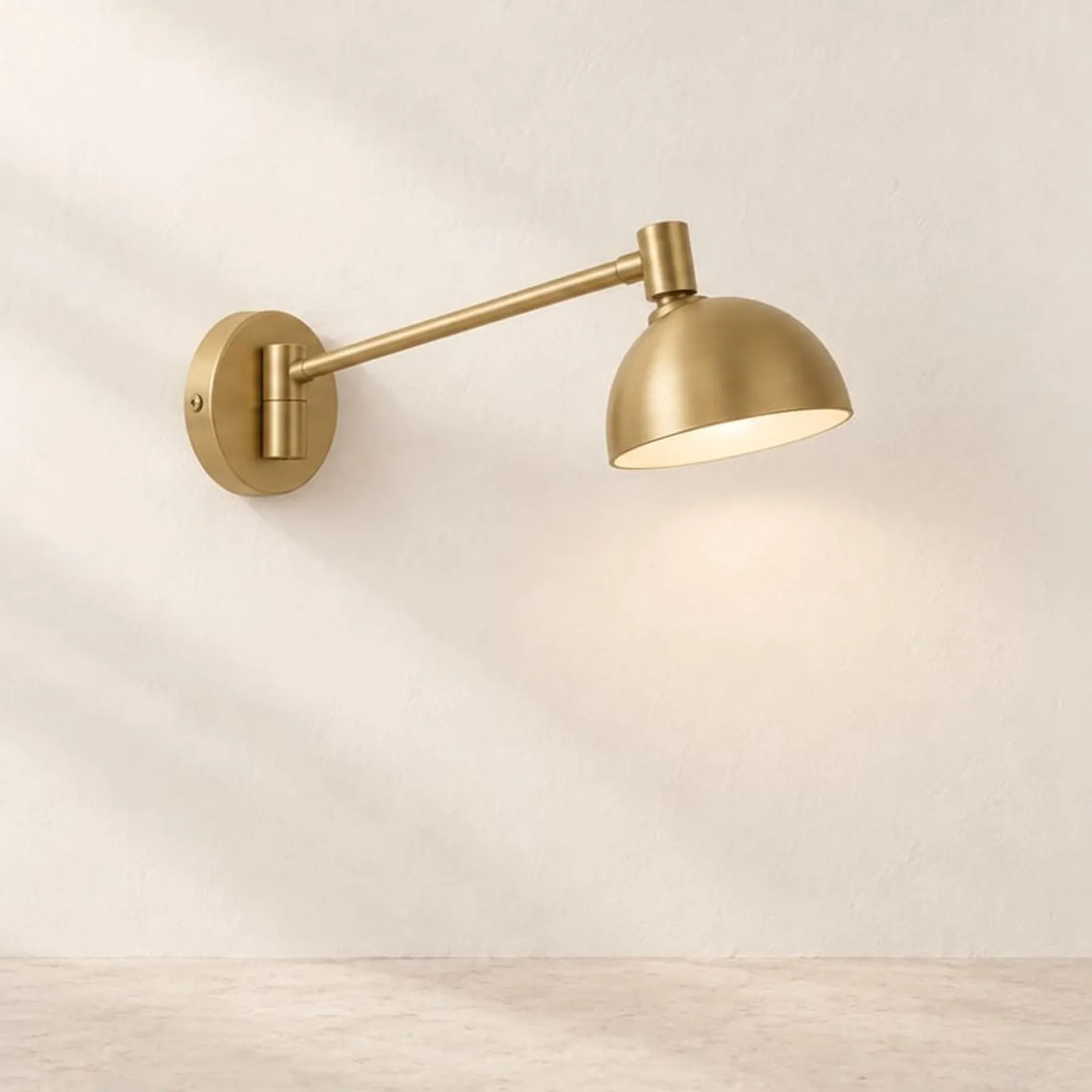 Vägglampa Näset Mässing - bild 1