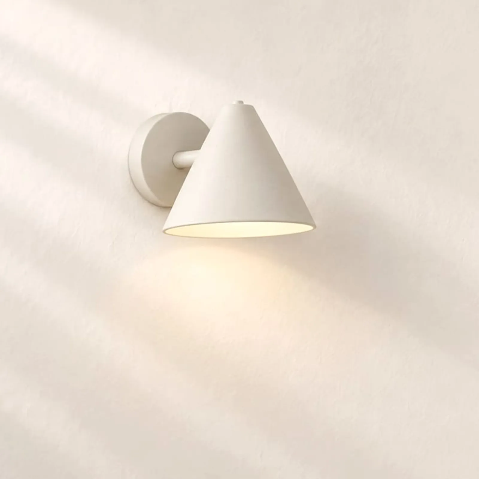 Vägglampa Kvarn Keramik - bild 1