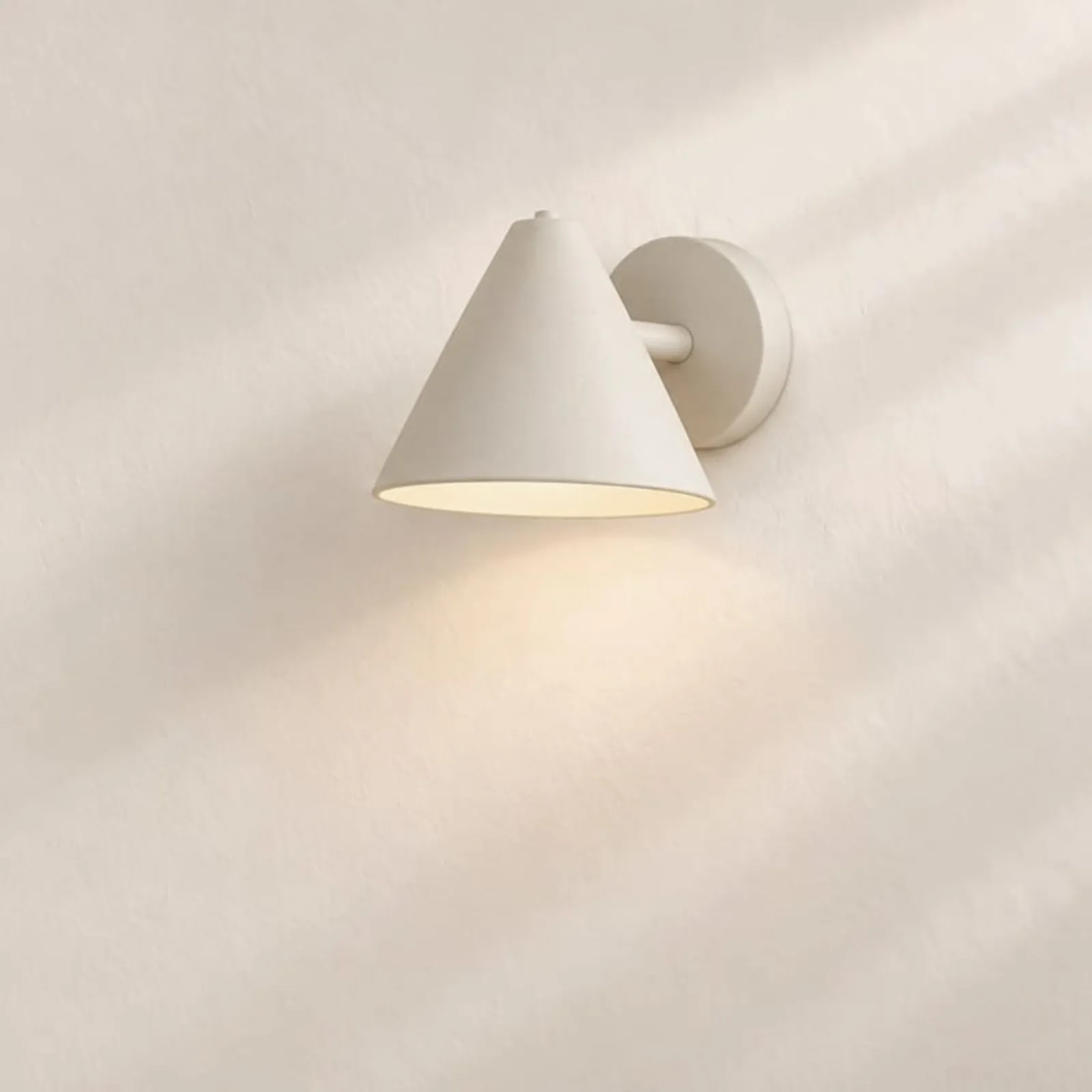 Vägglampa Malört - bild 1