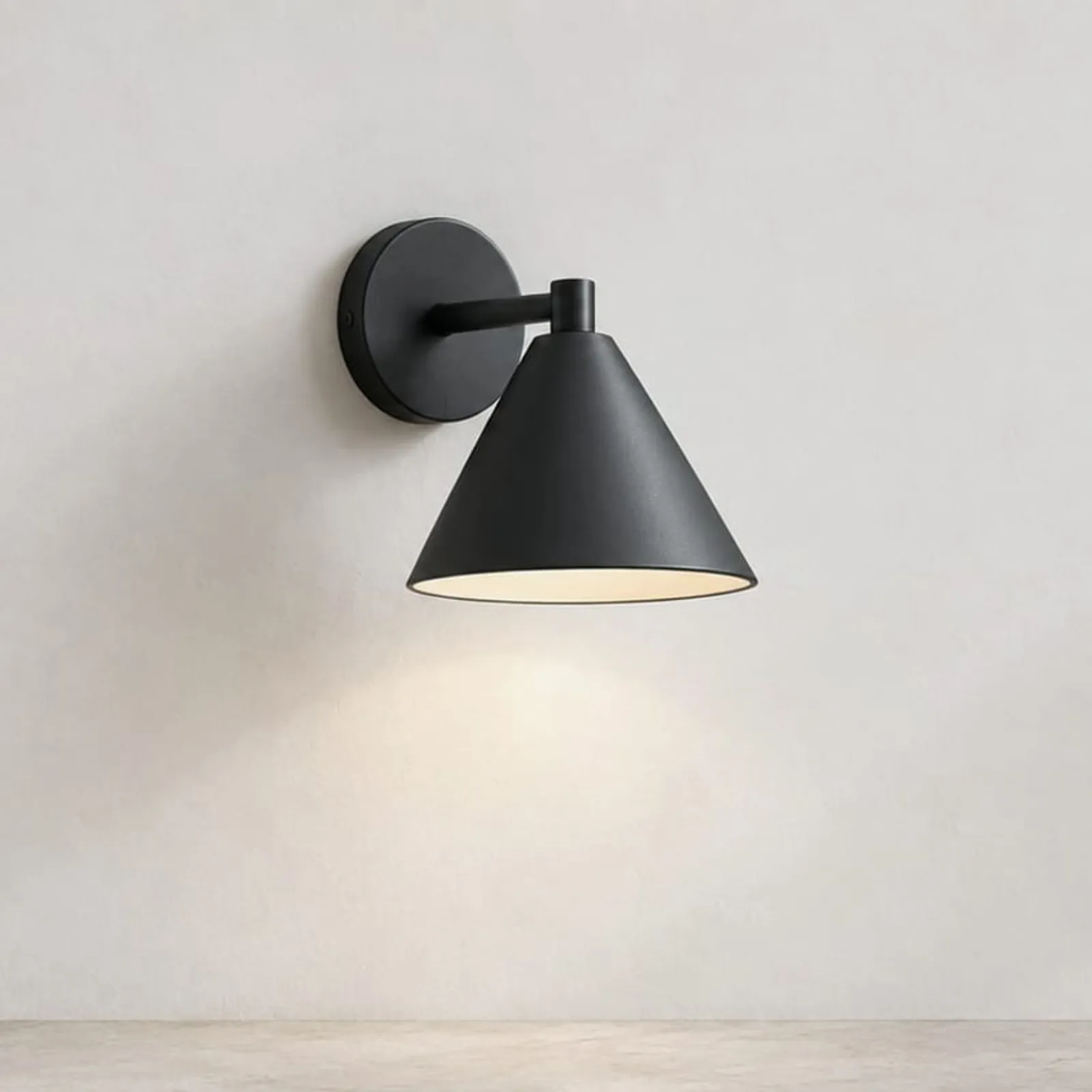 Vägglampa Viken Stål - bild 1