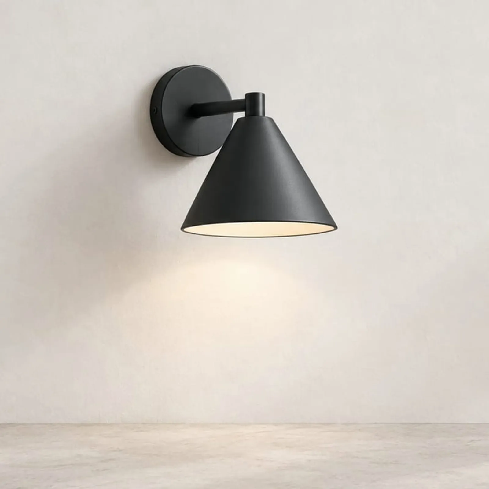 Vägglampa Kvarn Kol - bild 1